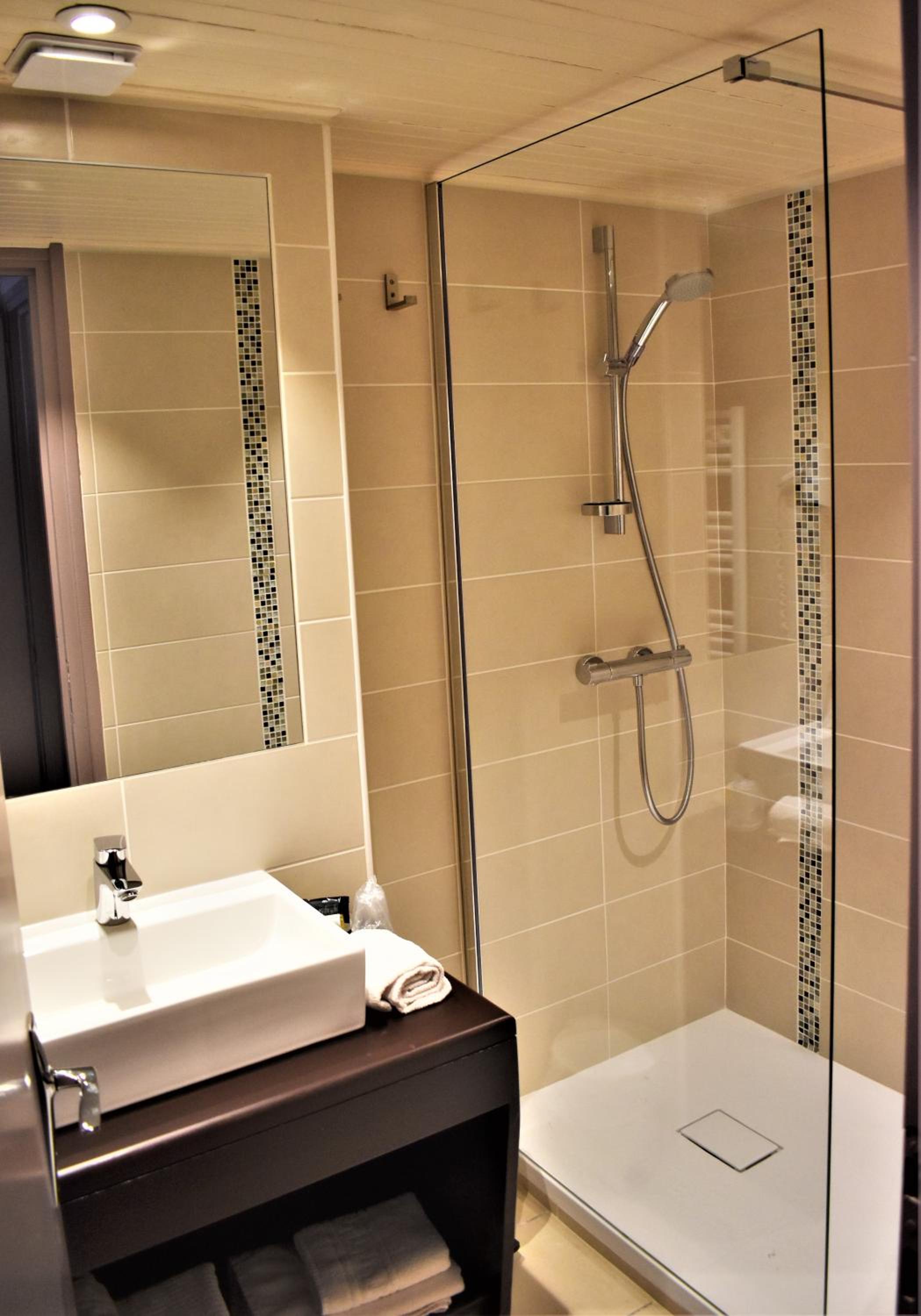 Superior Double Room photo 3