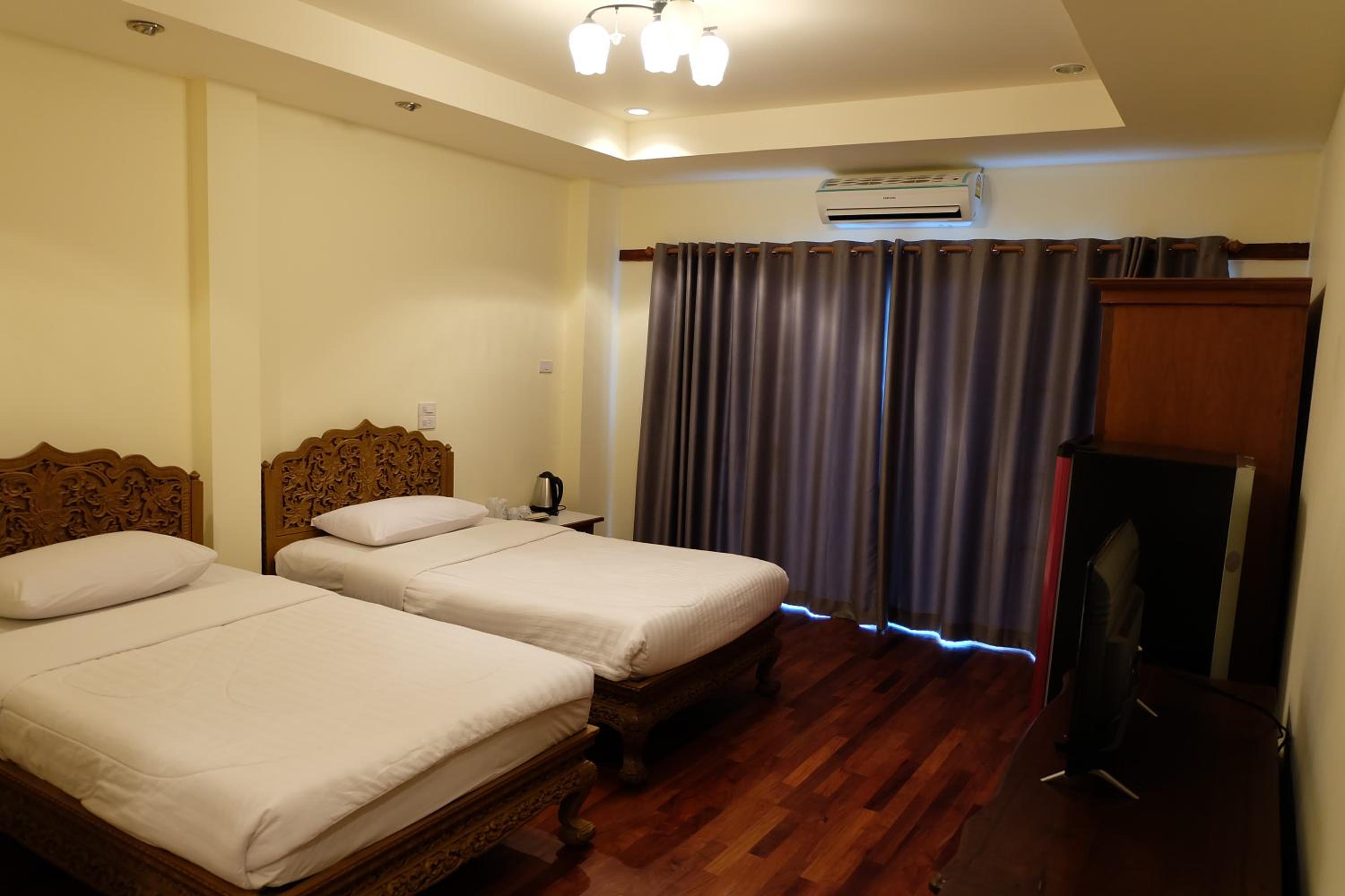 Deluxe Double or Twin Room - Photo 4