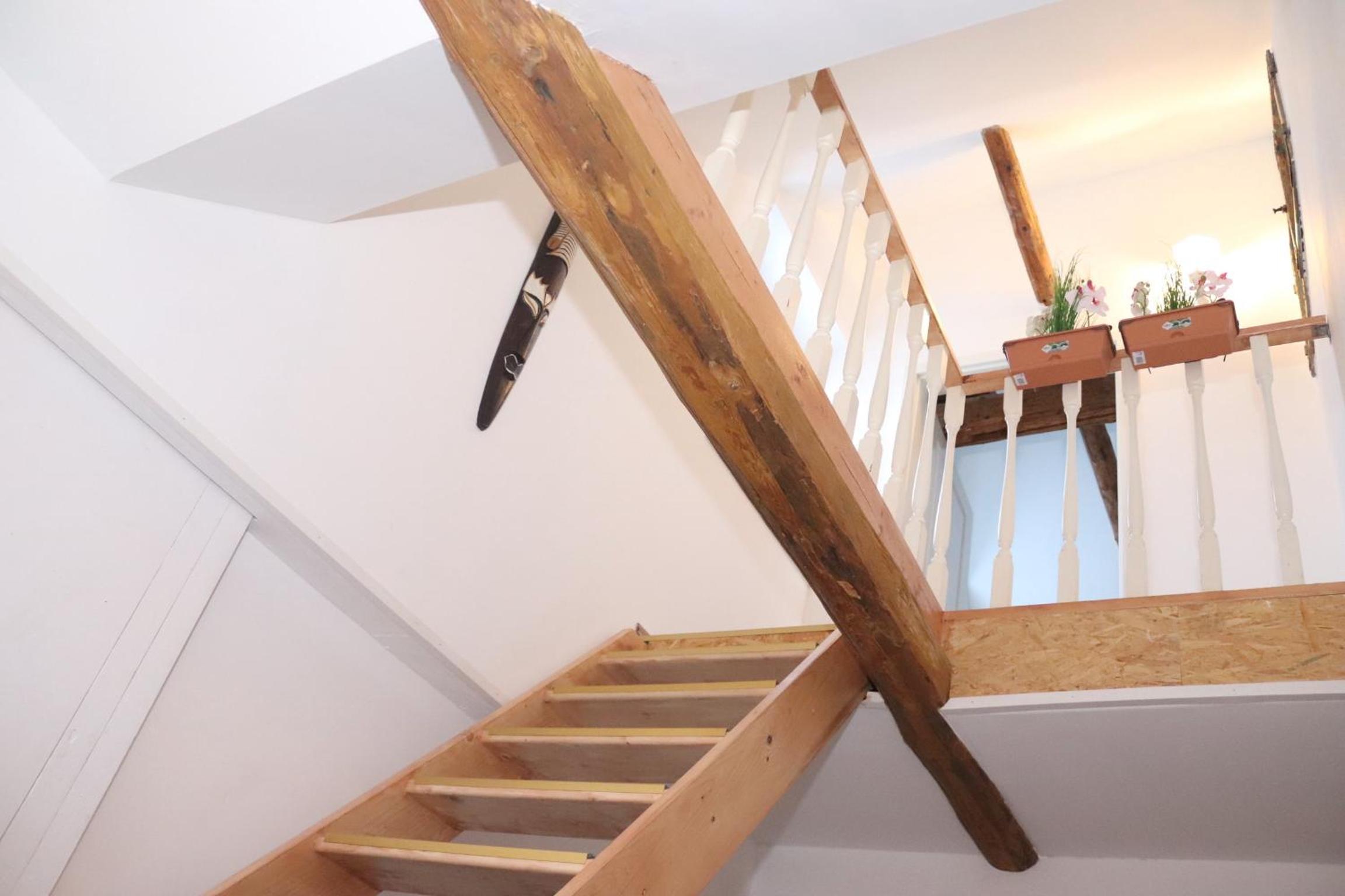 Apartment - Split Level photo 2