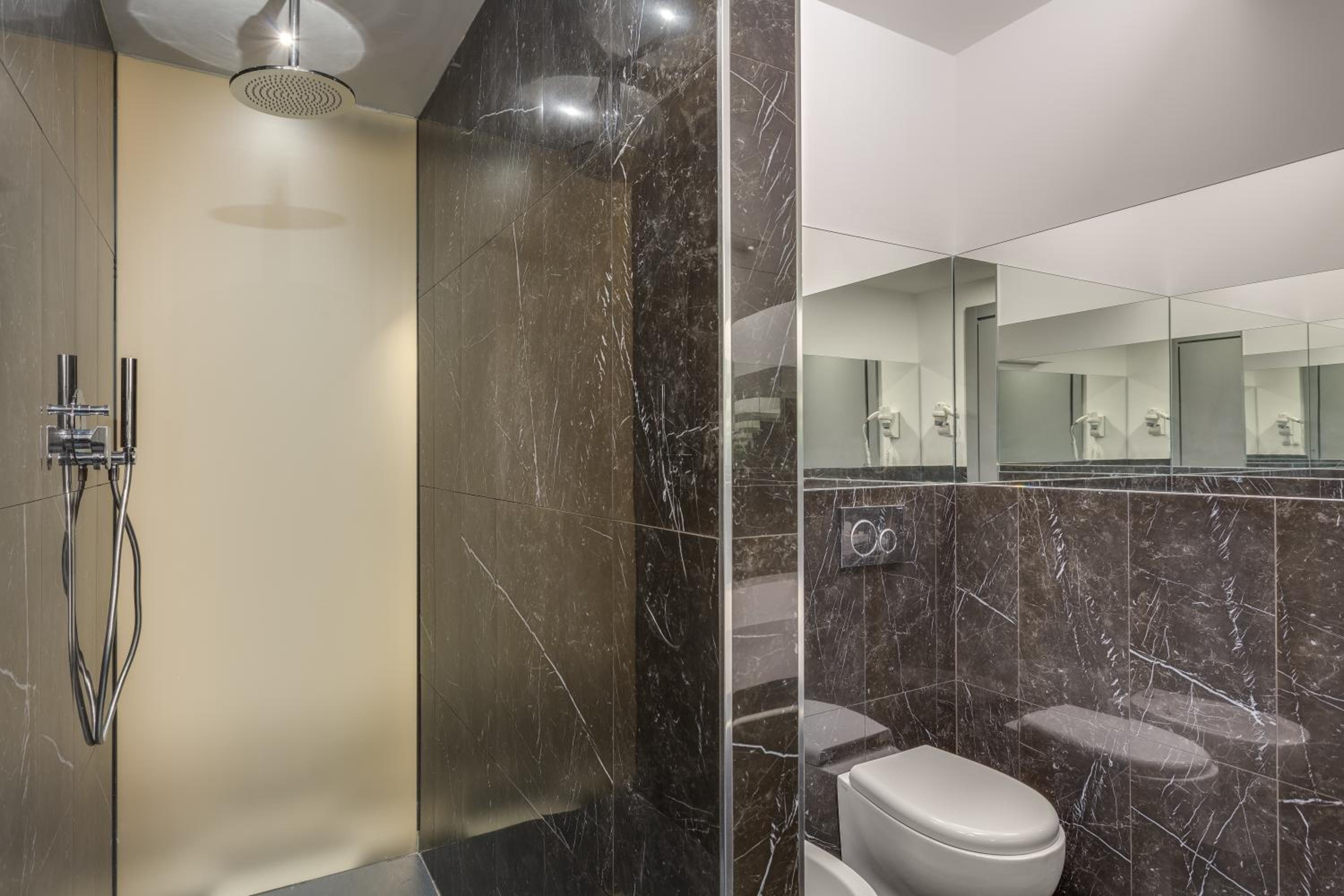 Standard Double or Twin Room photo 2