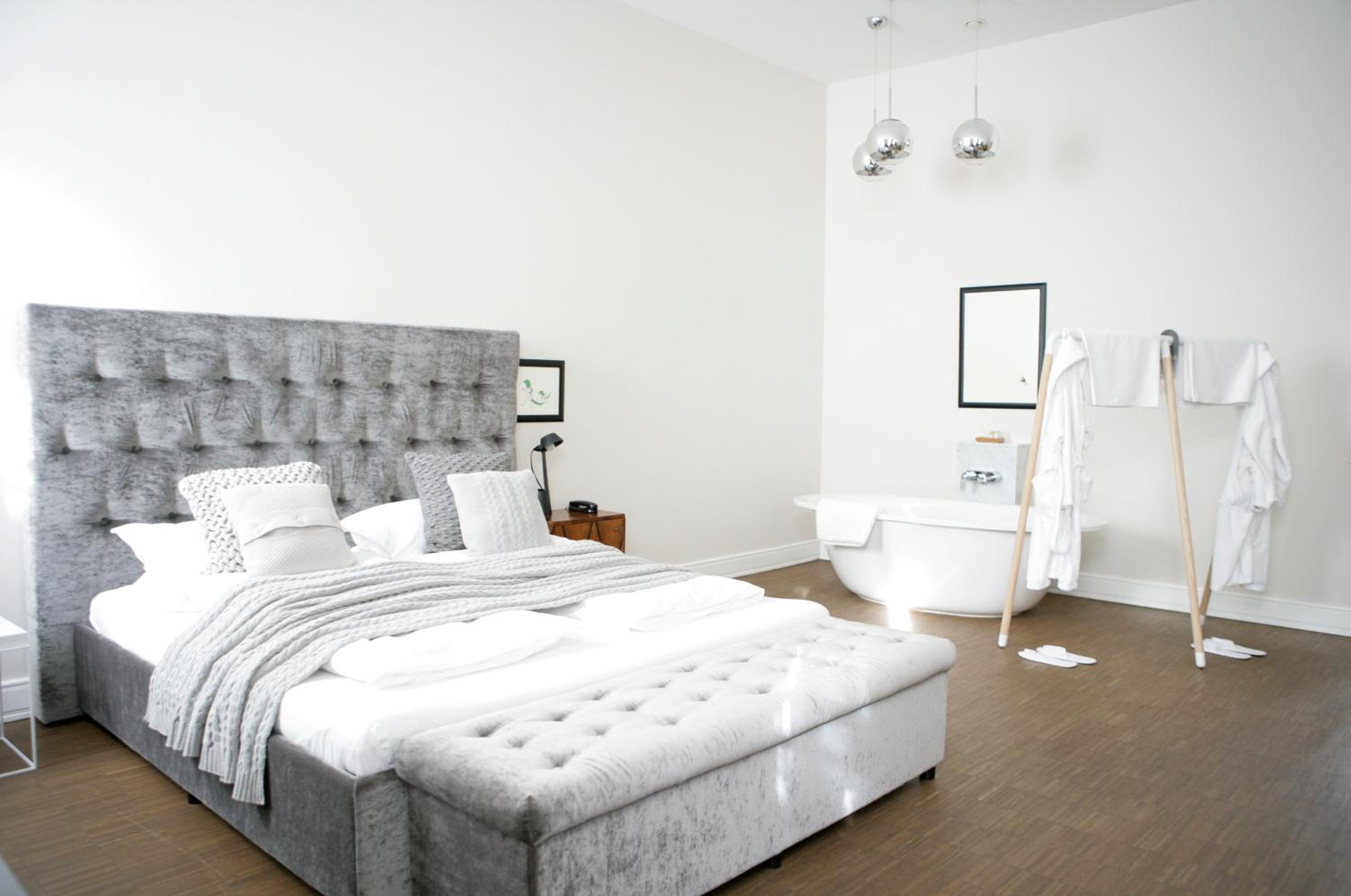 Junior Suite with Balcony photo 3