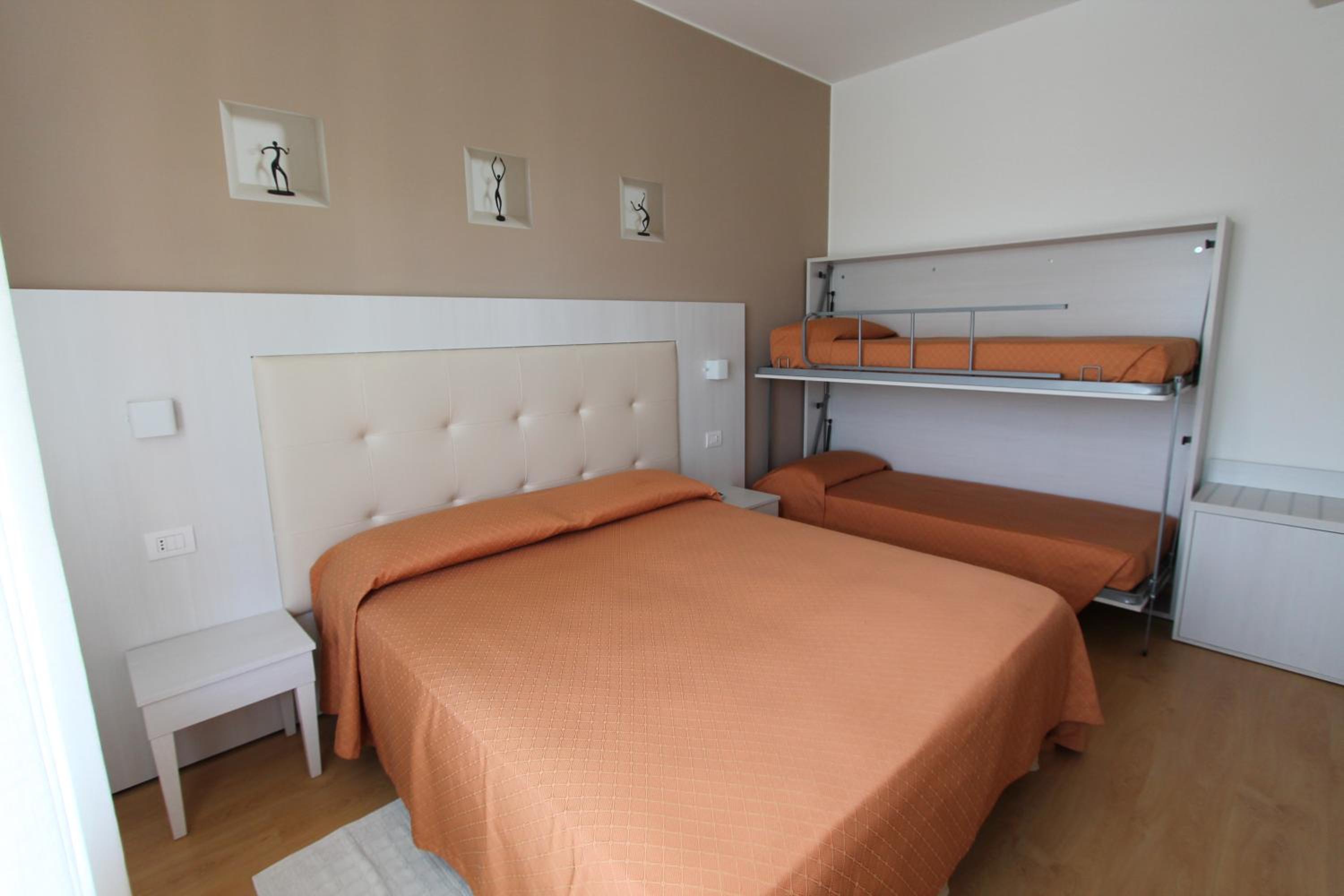 Comfort Quadruple Room - Photo 1