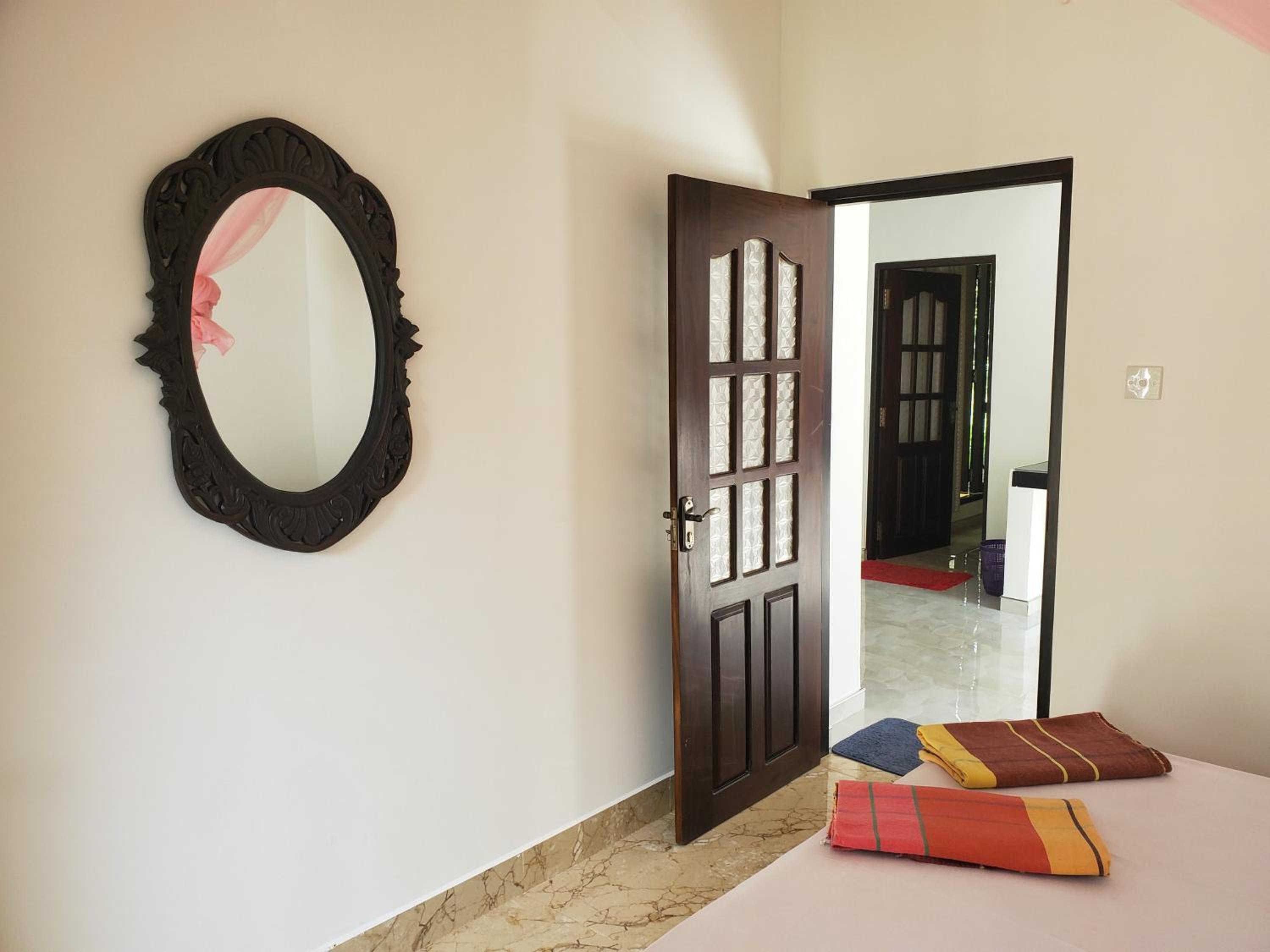 Deluxe Double Room with Balcony photo 2