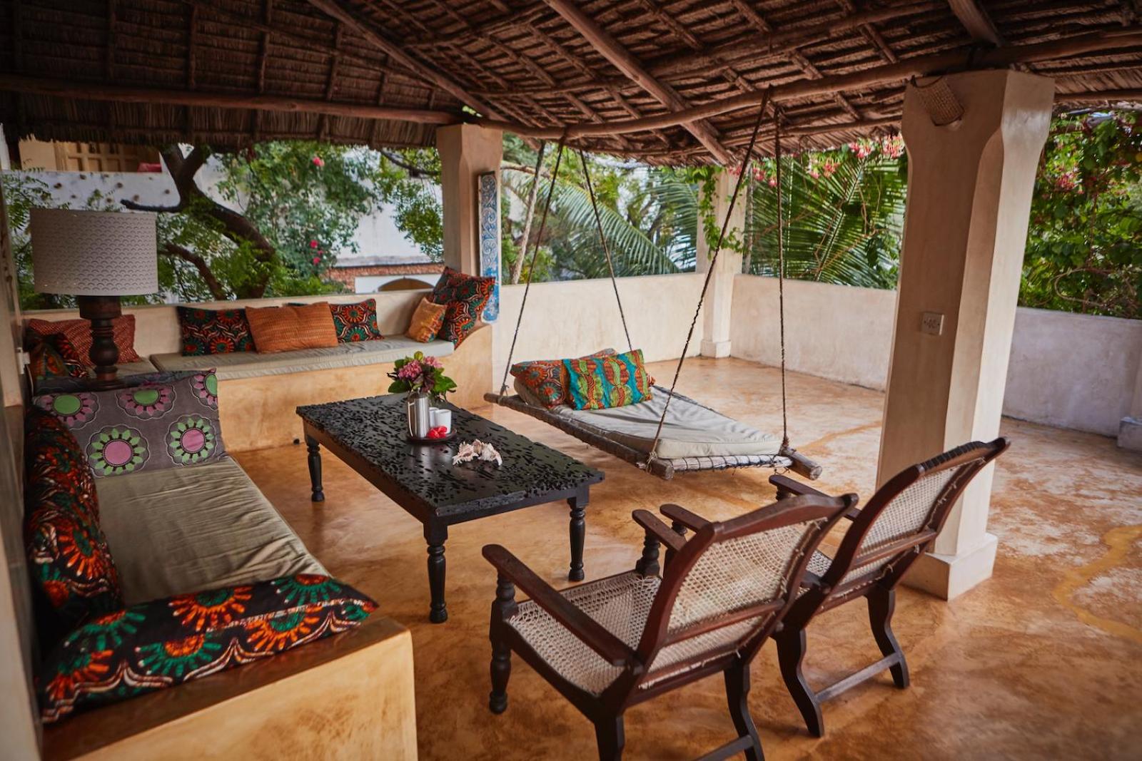 Double Room with Garden View - Photo 5