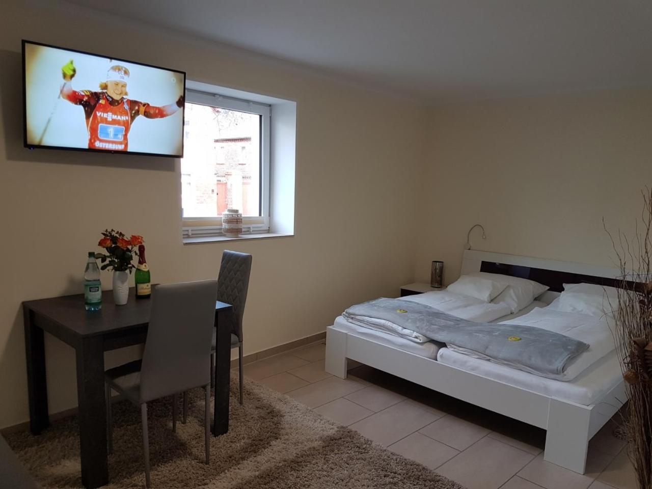 Double Or Twin Room With Private Bathroom photo 3