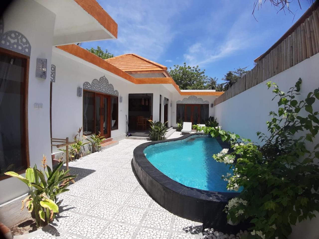 Three-Bedroom Villa - Photo 19