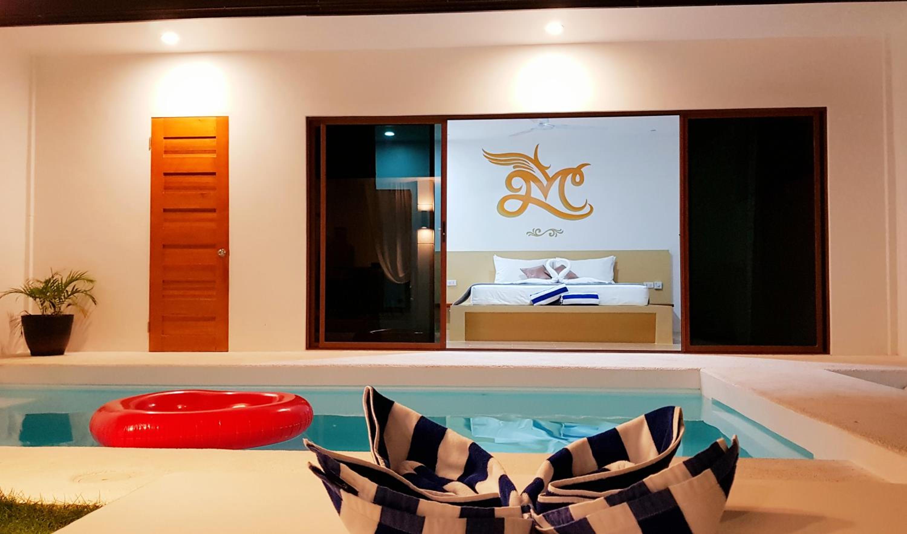 One-Bedroom Villa with Private Pool - Photo 61
