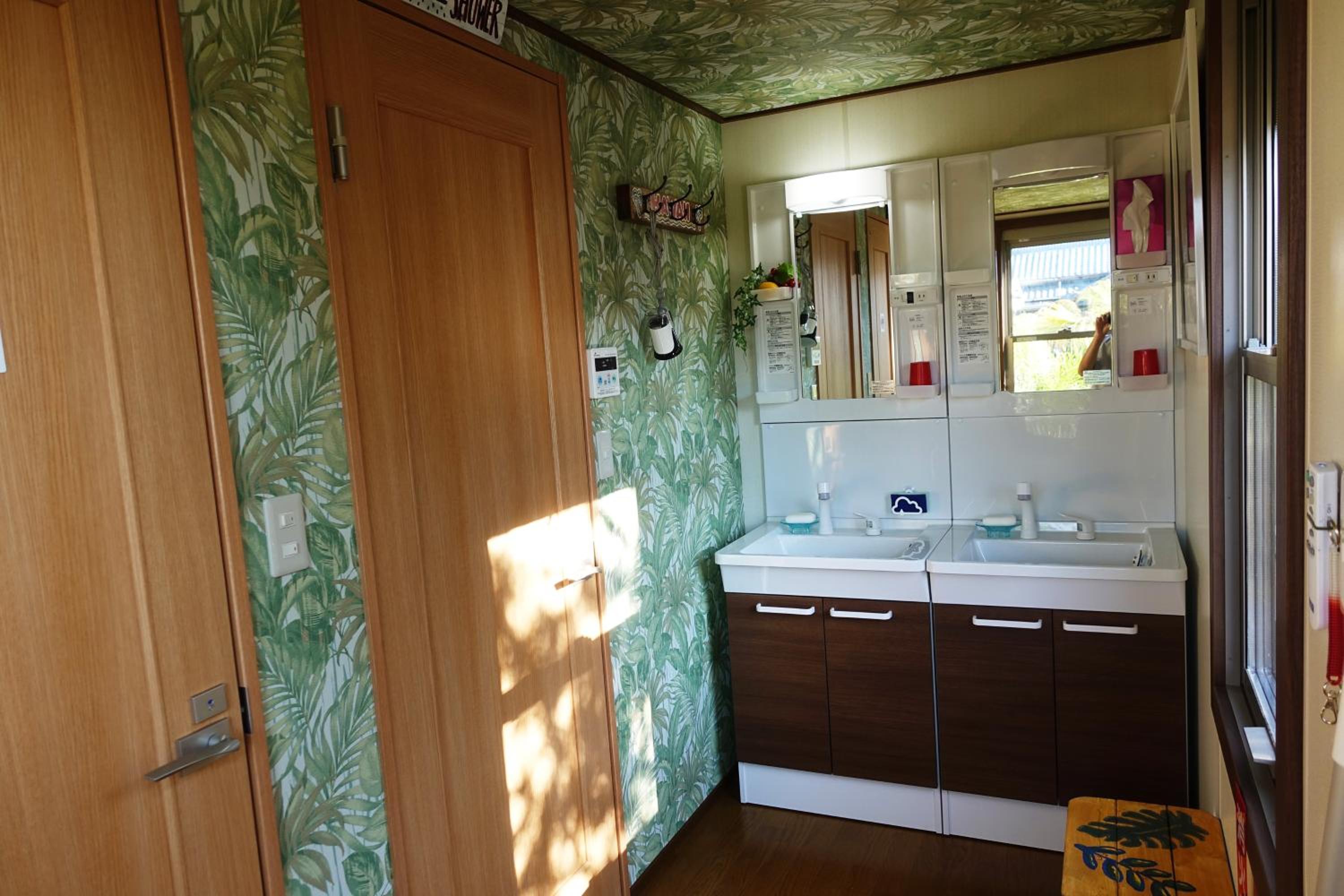 Cottage with Garden View - Photo 13