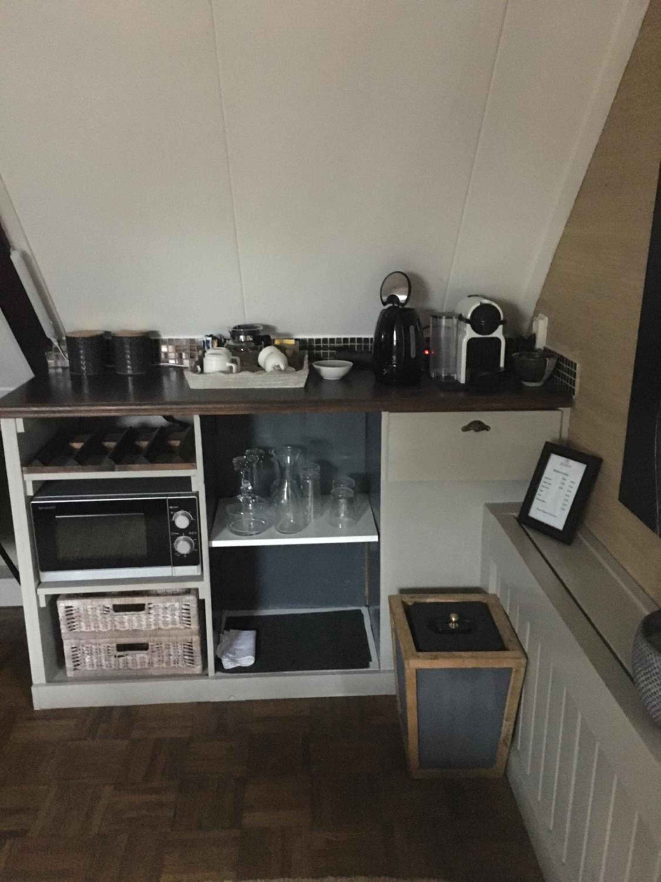 Deluxe Double Room with Balcony photo 3