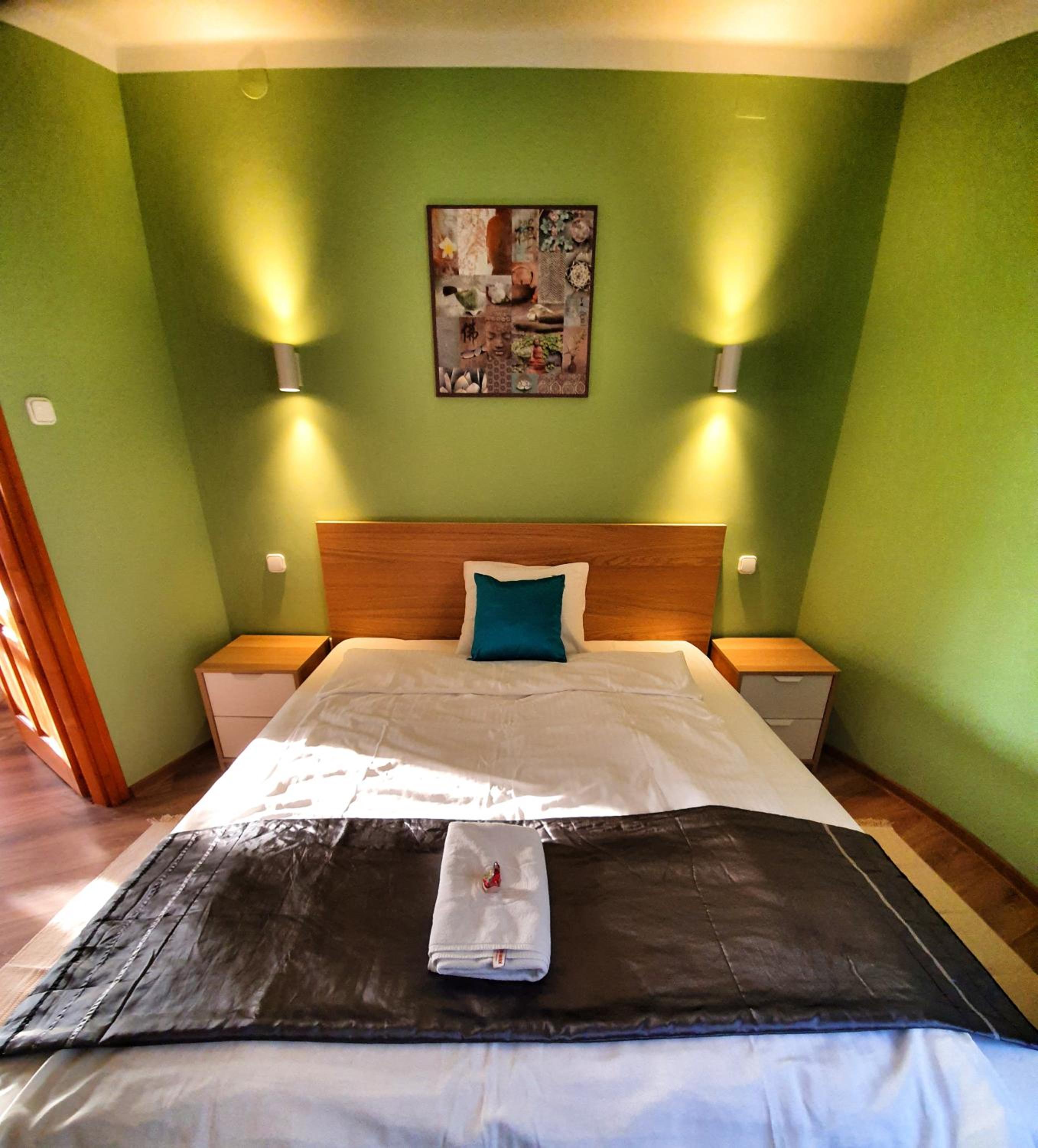 One-Bedroom Apartment - Photo 30