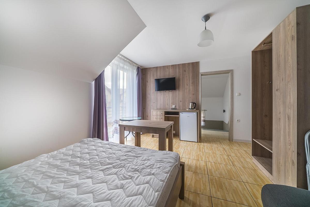 Quadruple Room with Balcony photo 1