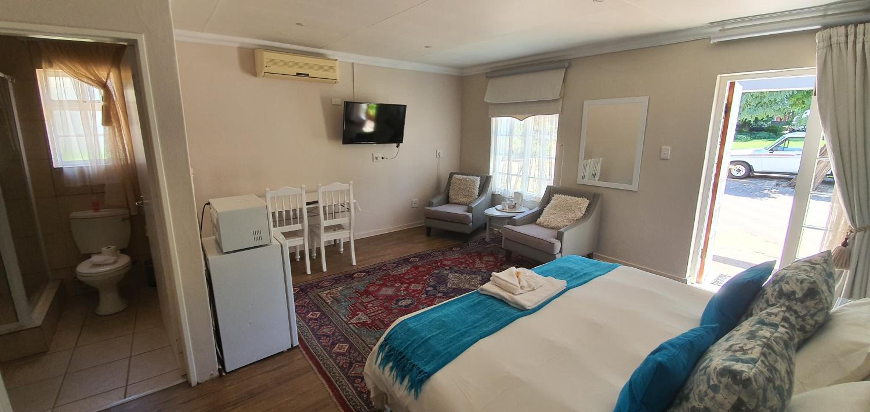Deluxe Double or Twin Room with Garden View photo 2