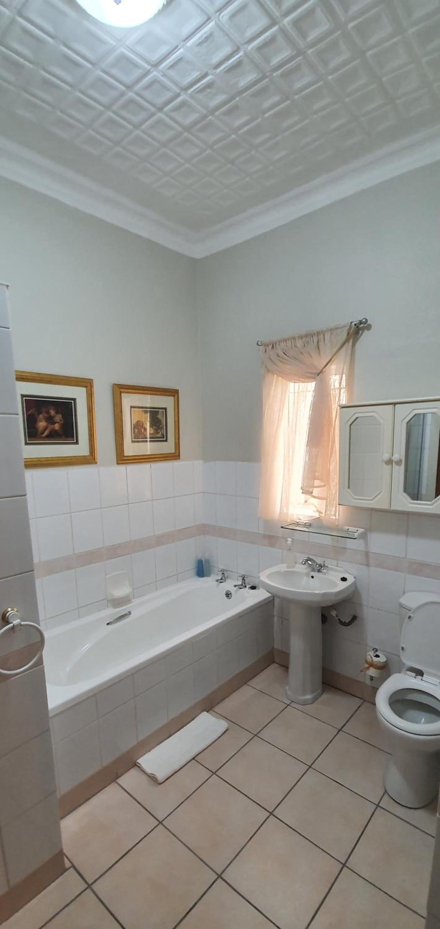 Double or Twin Room with Bathroom photo 2