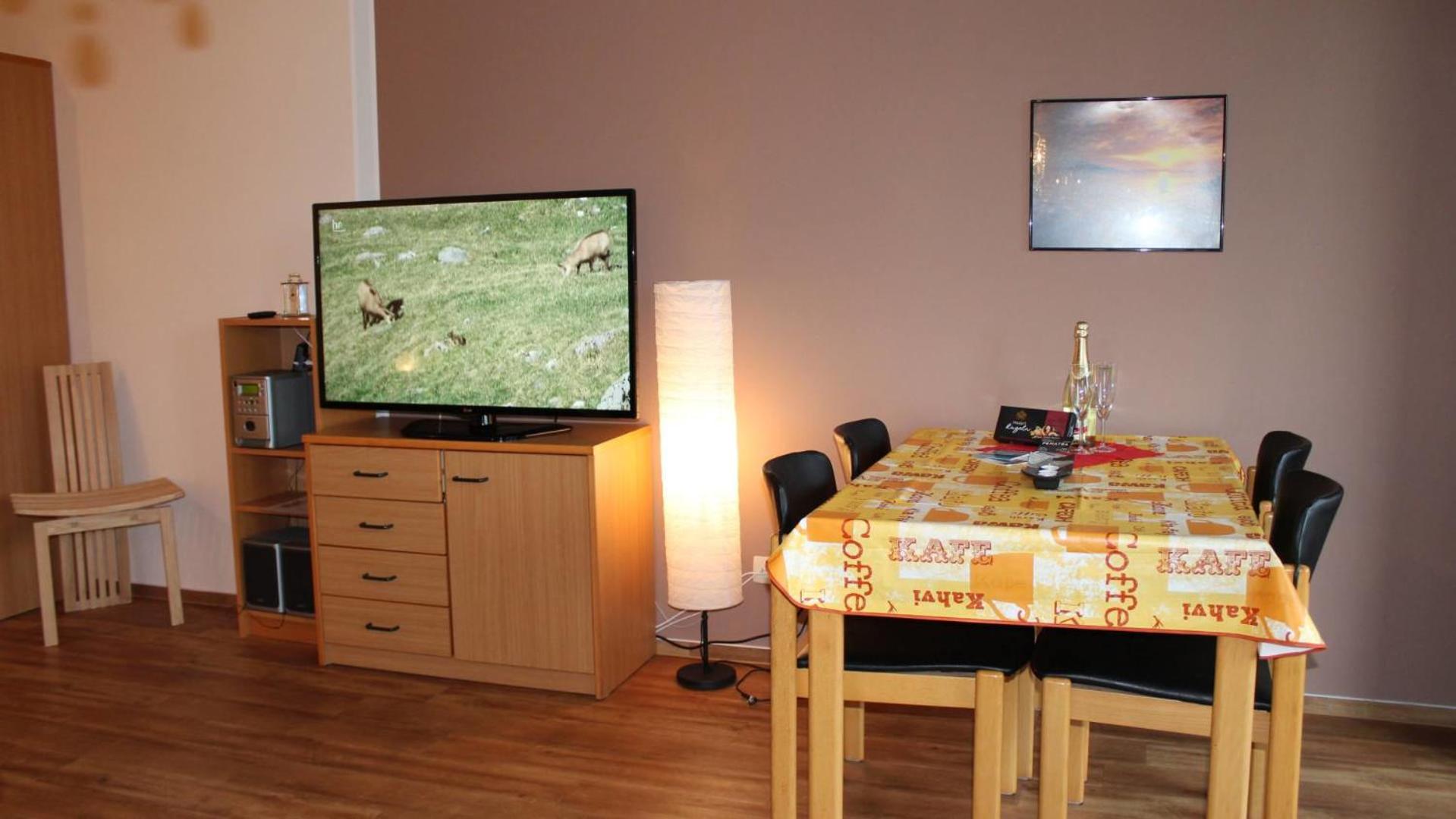 Apartment - Ground Floor photo 2