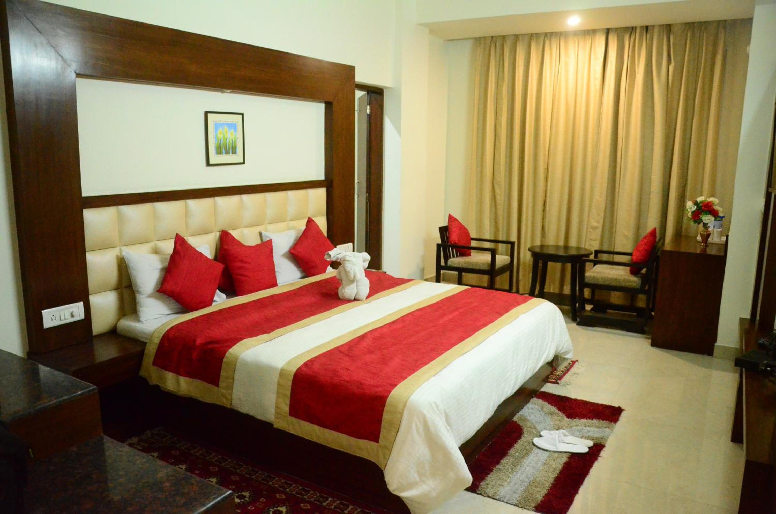 Twin Room with View - Photo 1