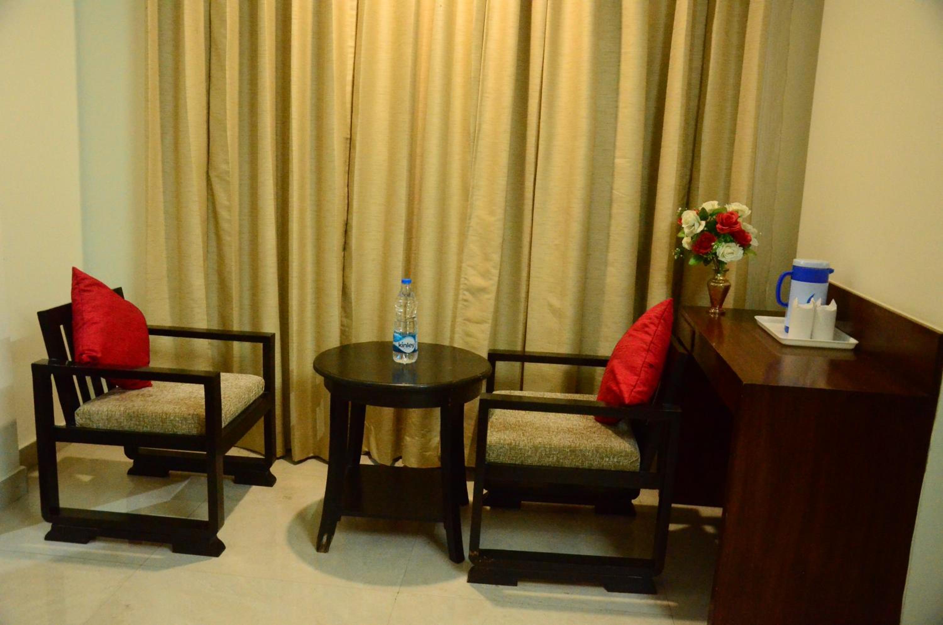 Deluxe King Room photo 3