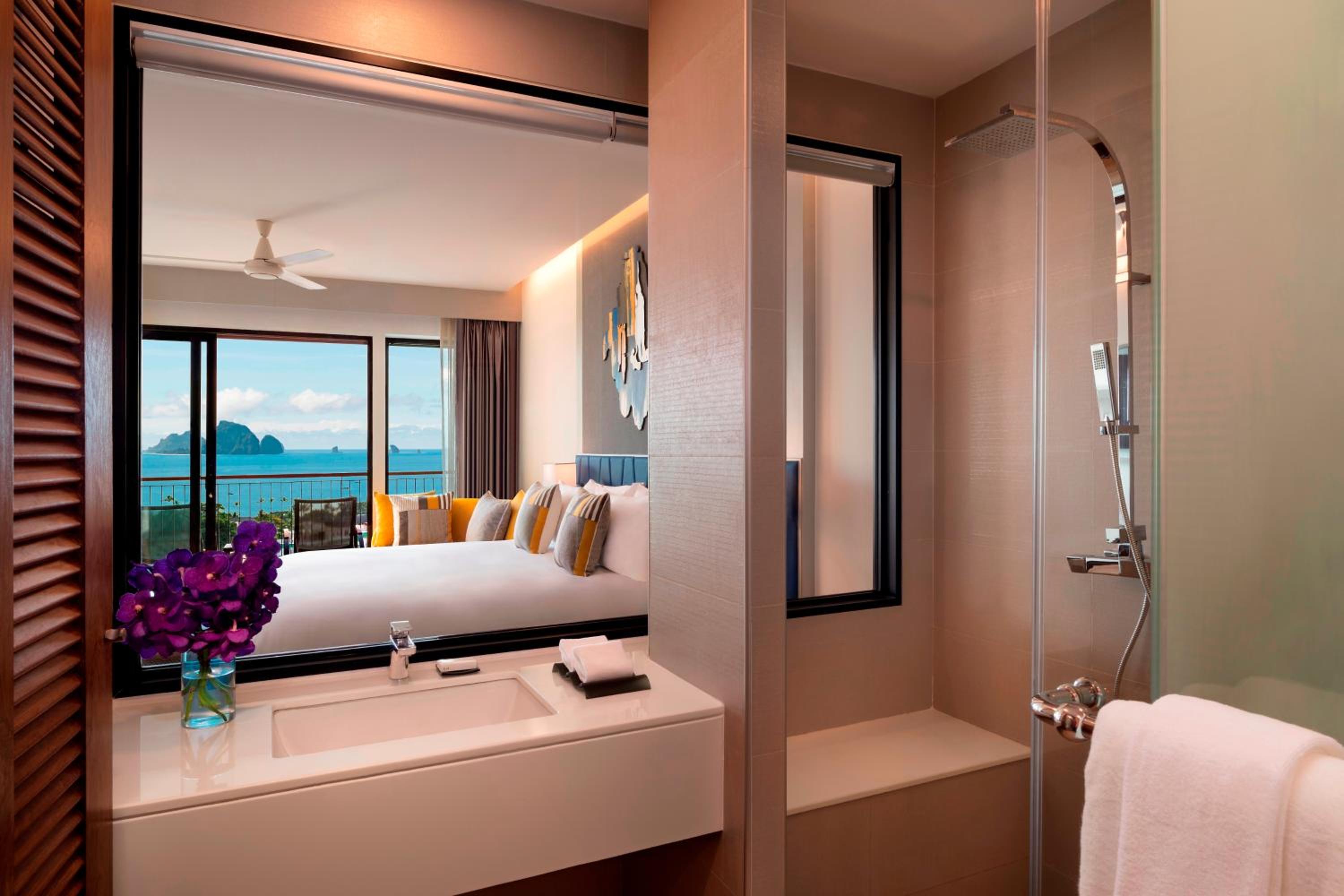 AVANI Superior Sea View Room photo 2