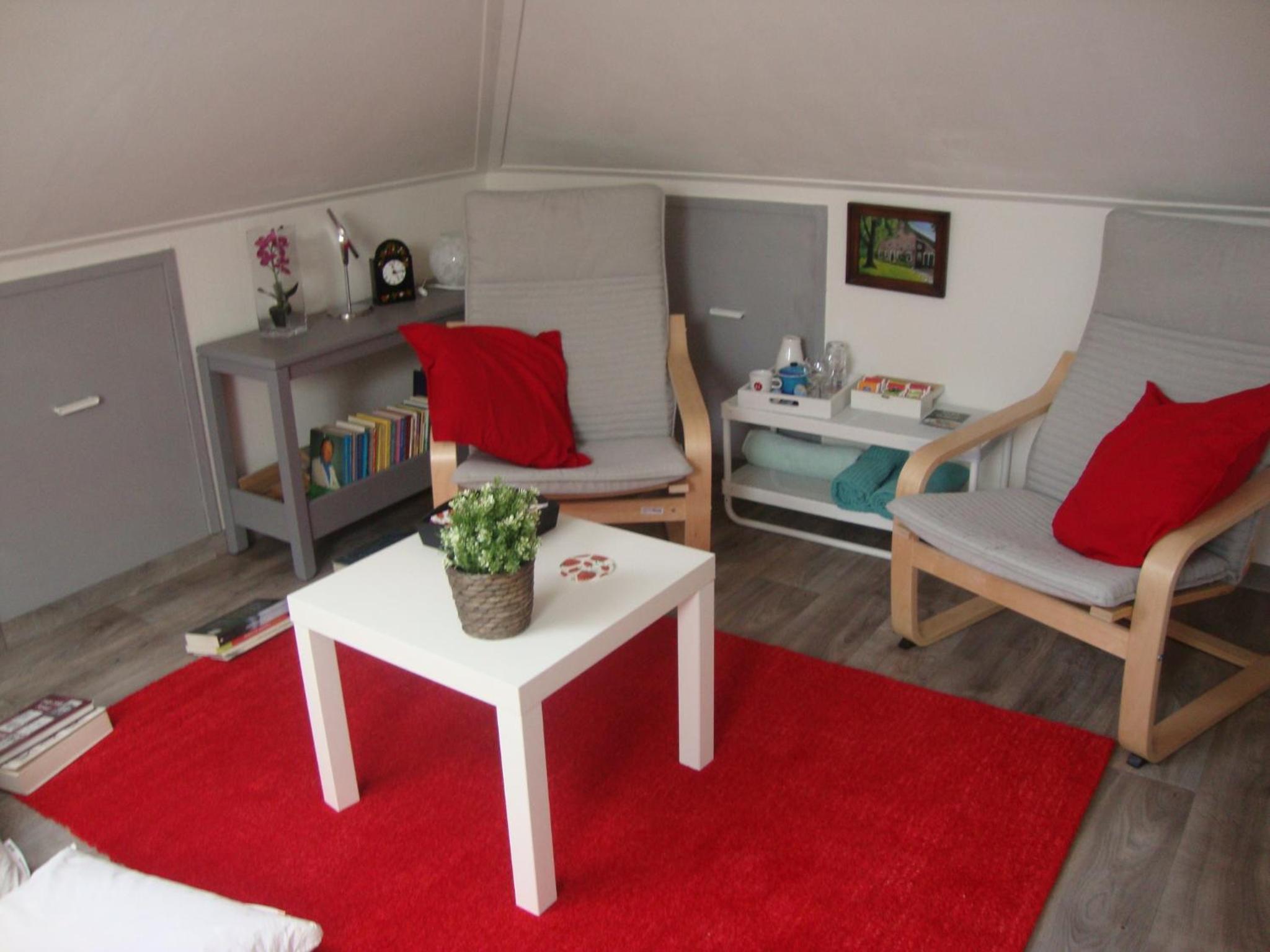 Budget Twin Room - Photo 1
