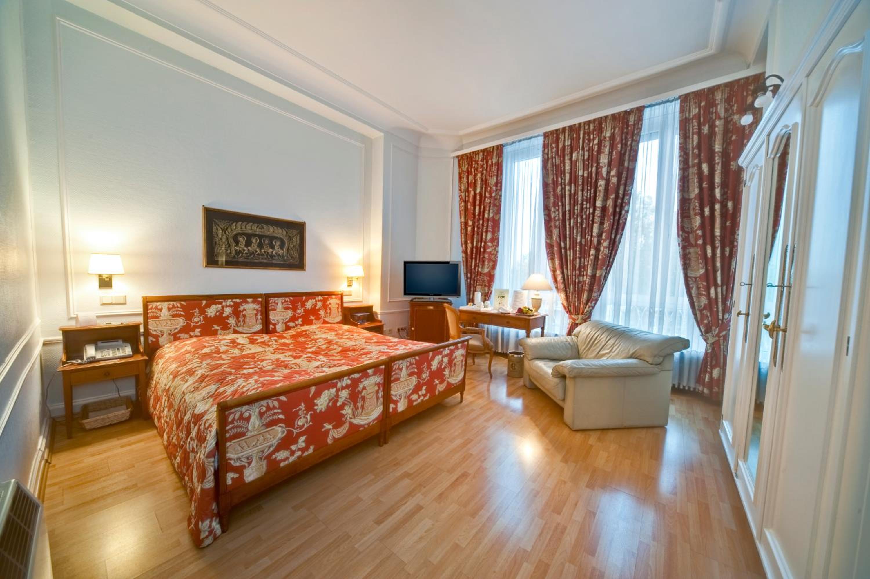 Superior Double or Twin Room - Photo 1