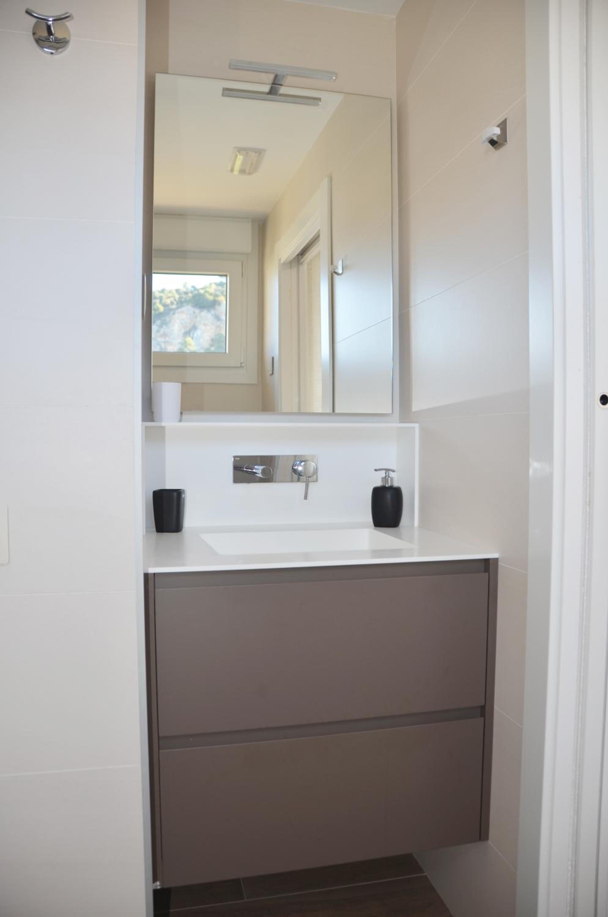 Double Room with Private Bathroom - Photo 5