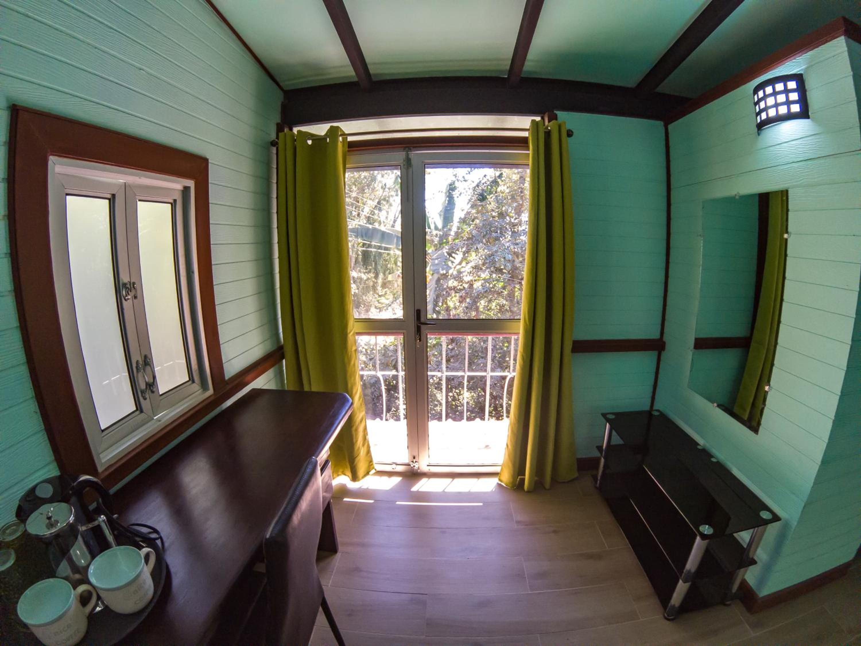 Triple Room with Private Bathroom photo 3