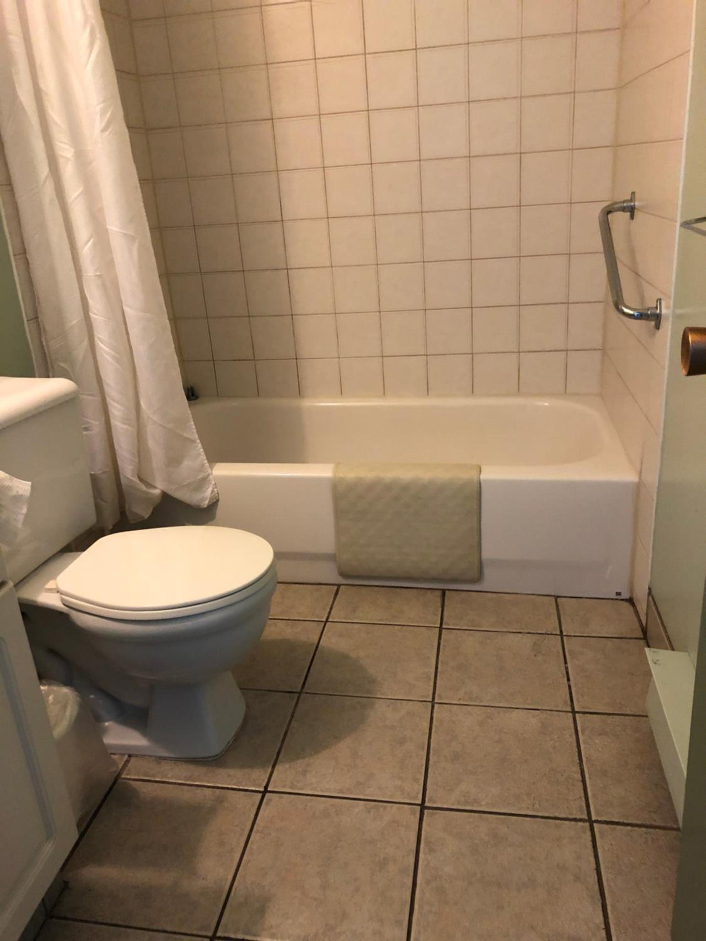 One-Bedroom Suite photo 2