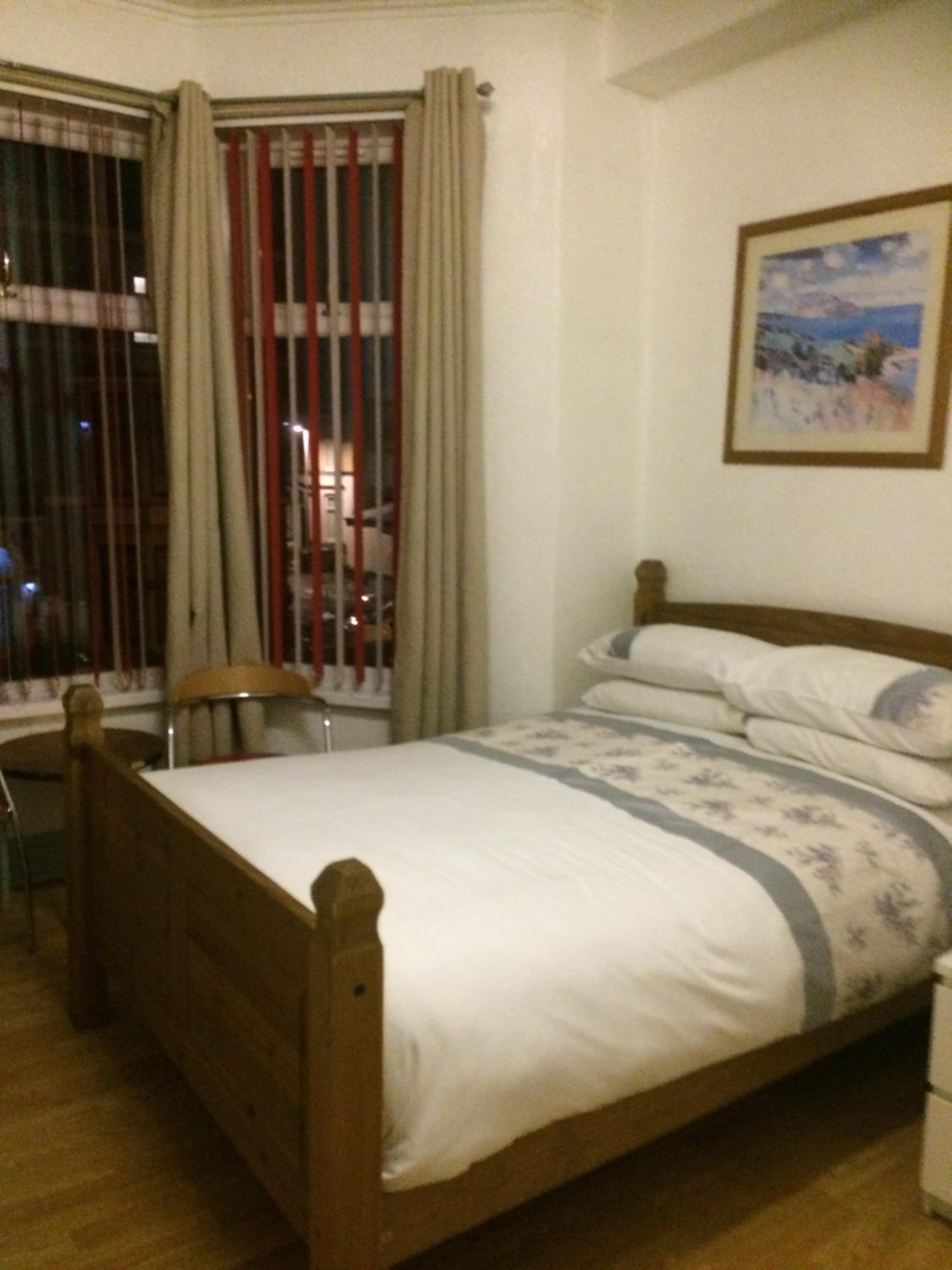 Double Room - Photo 5