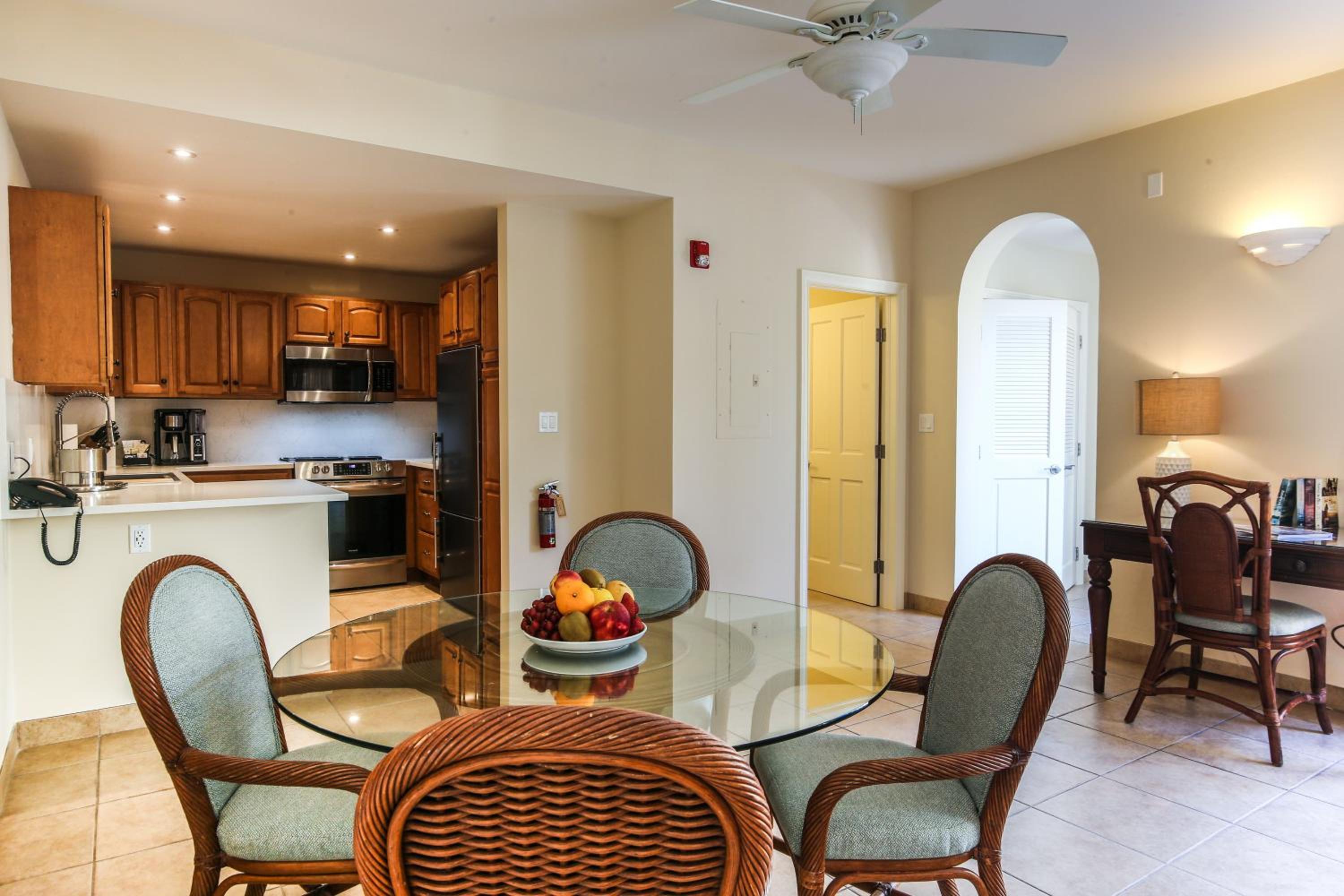 2 Bdrm Lanai Bungalow