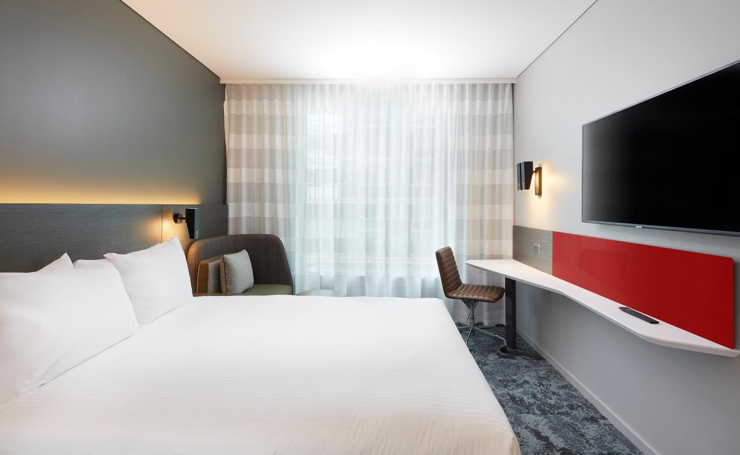 Standard Queen Room - Free Breakfast - Photo 9