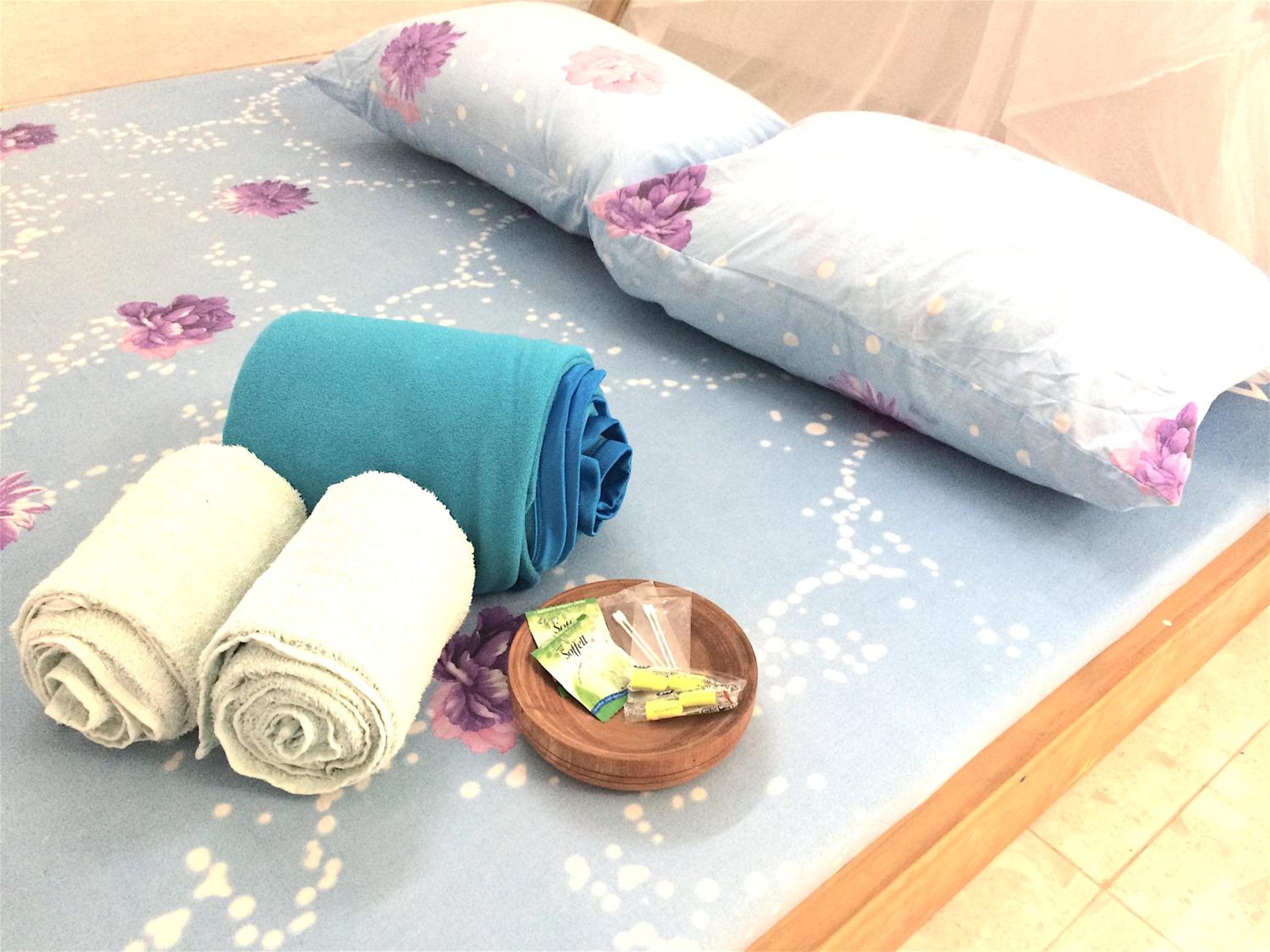 Double Room with Private Bathroom - Photo 6