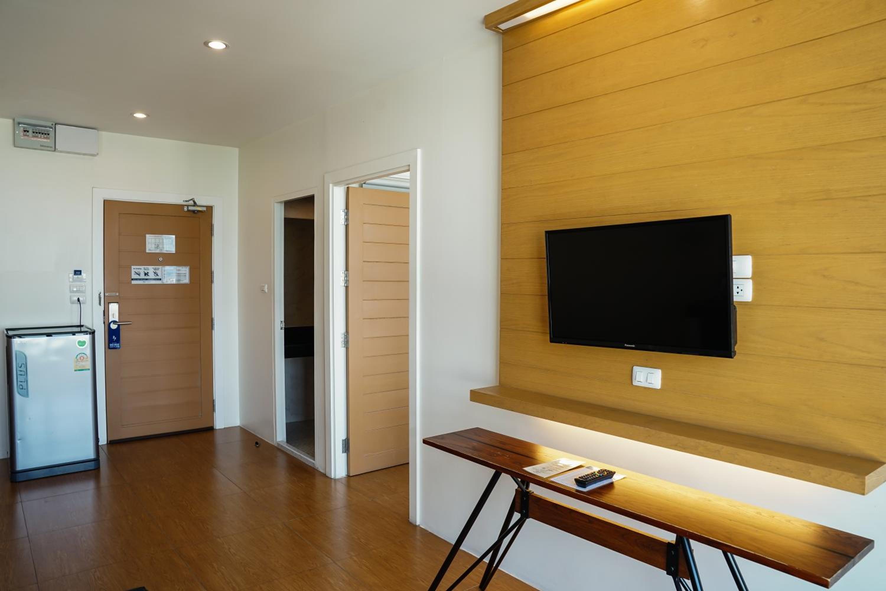 Deluxe Twin Room photo 3