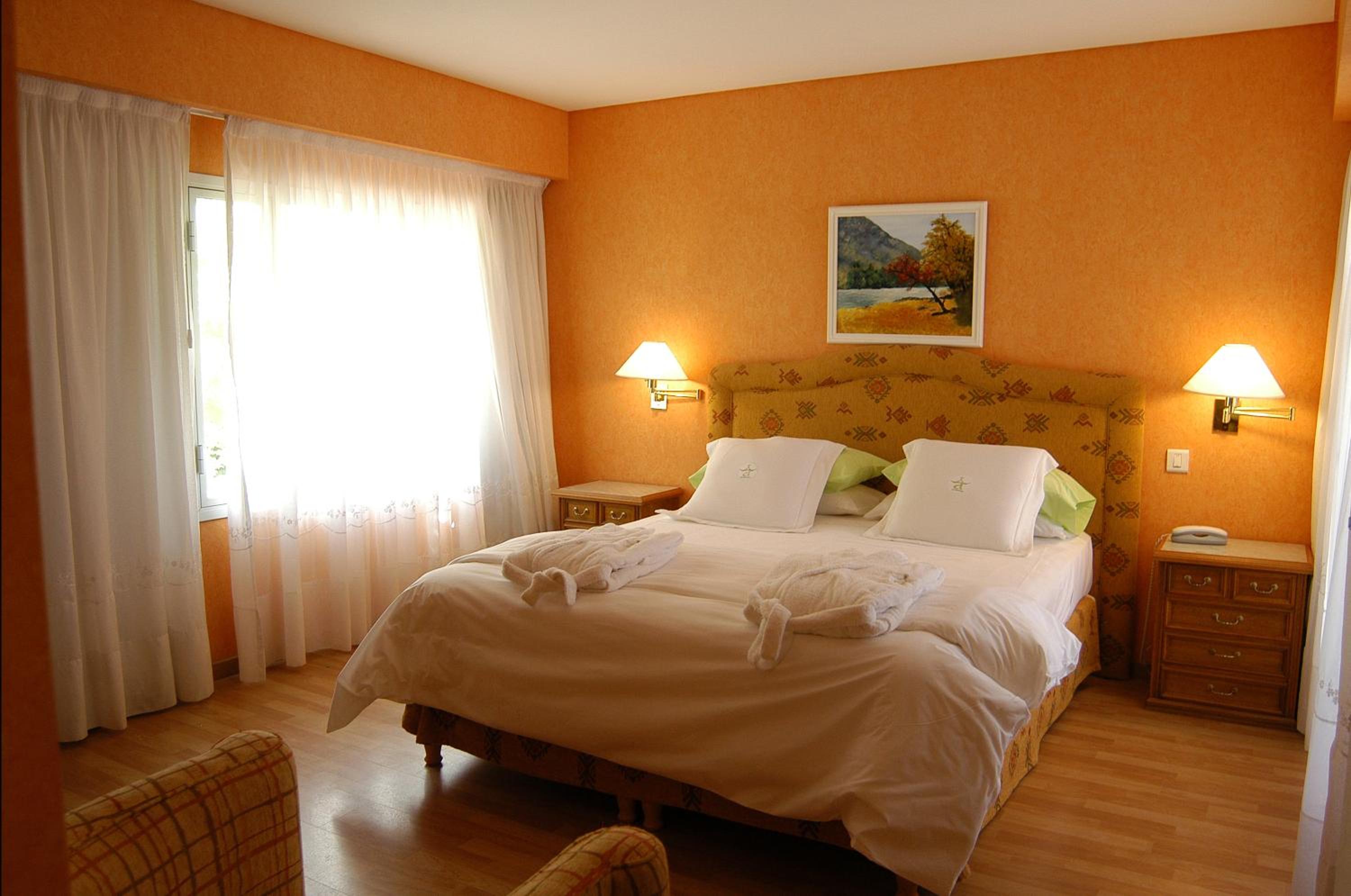 Duplex Apartment (4 Adults)