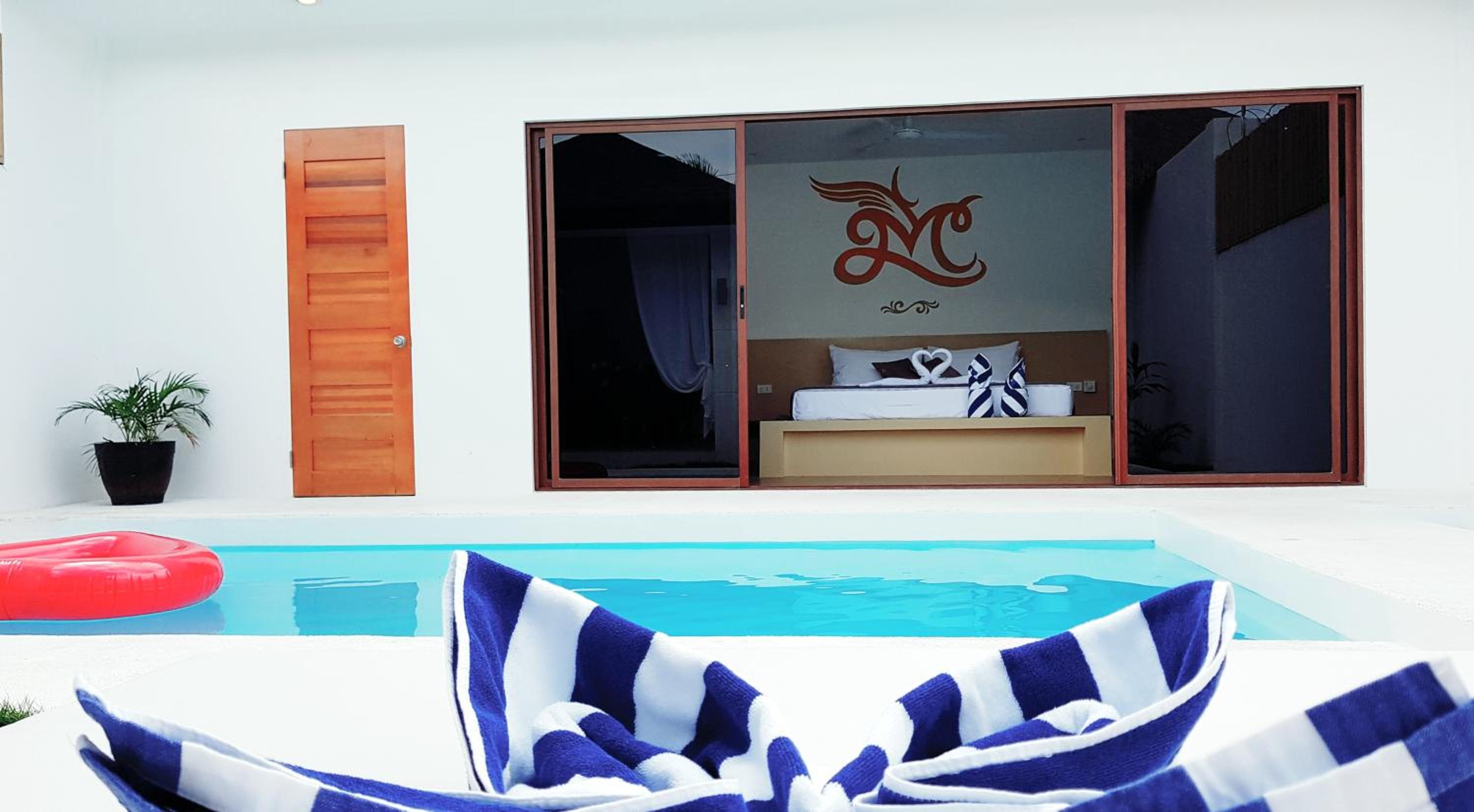 One-Bedroom Villa with Private Pool - Photo 60