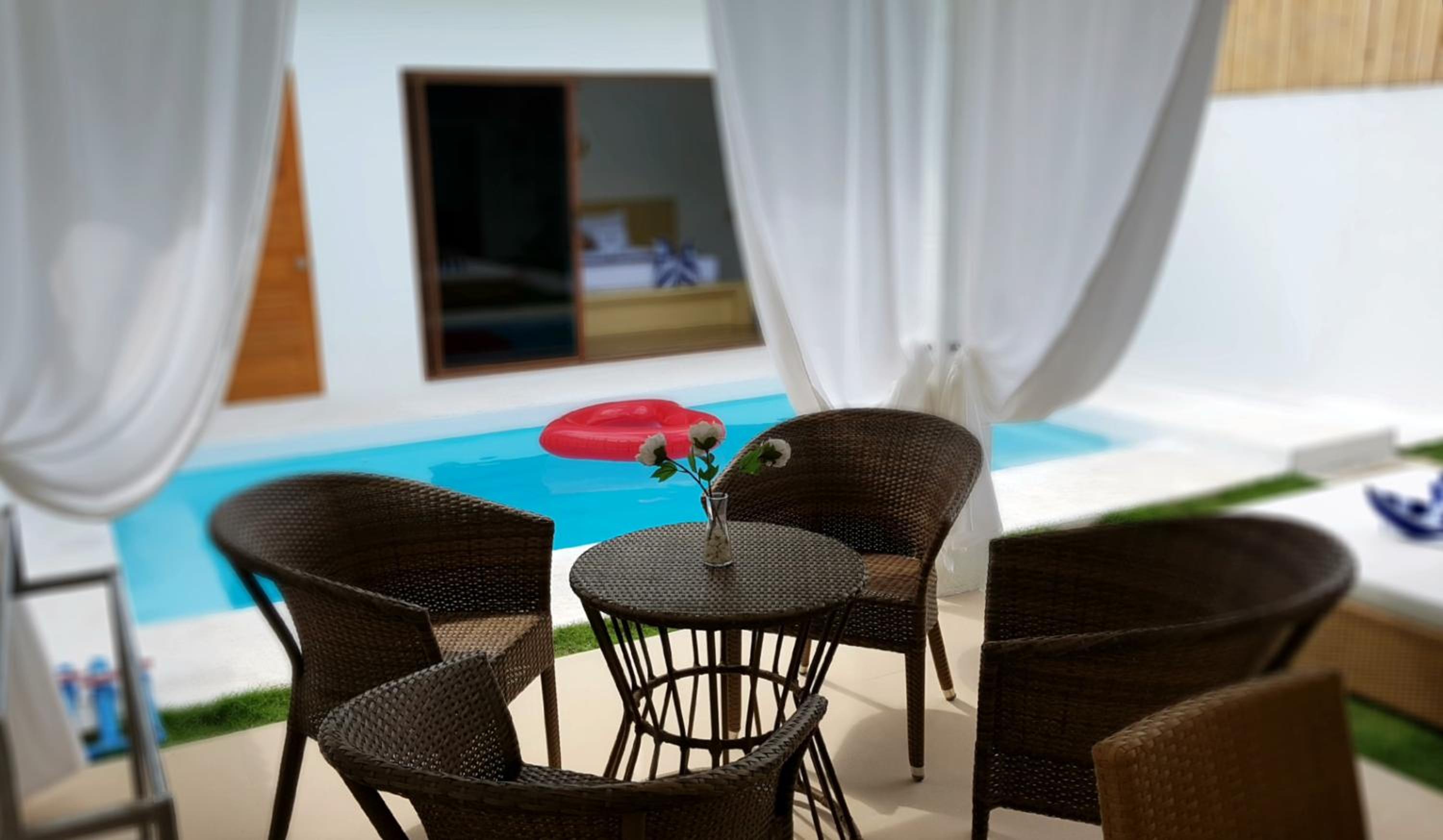 One-Bedroom Villa with Private Pool - Photo 43