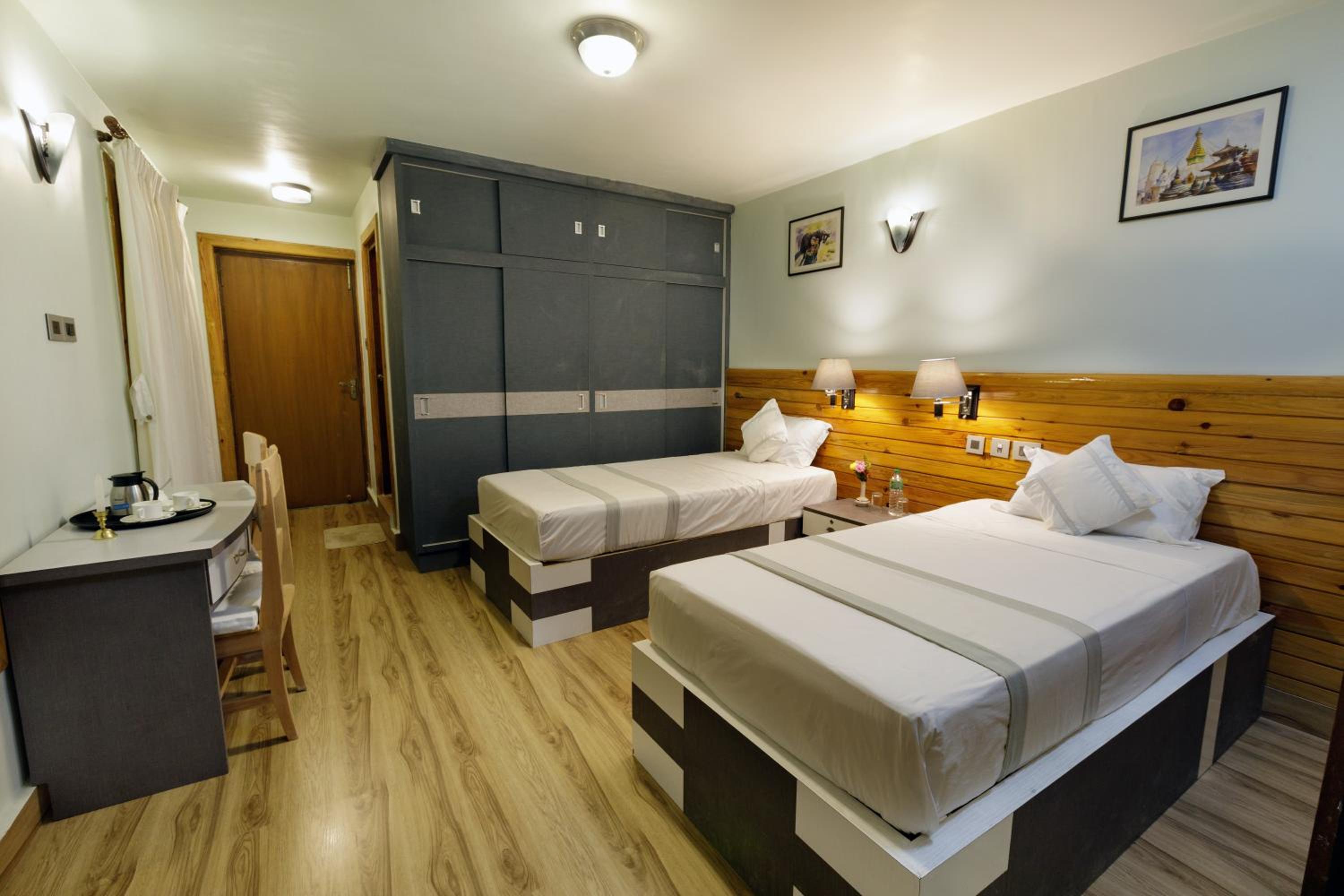 Deluxe Room - Photo 2