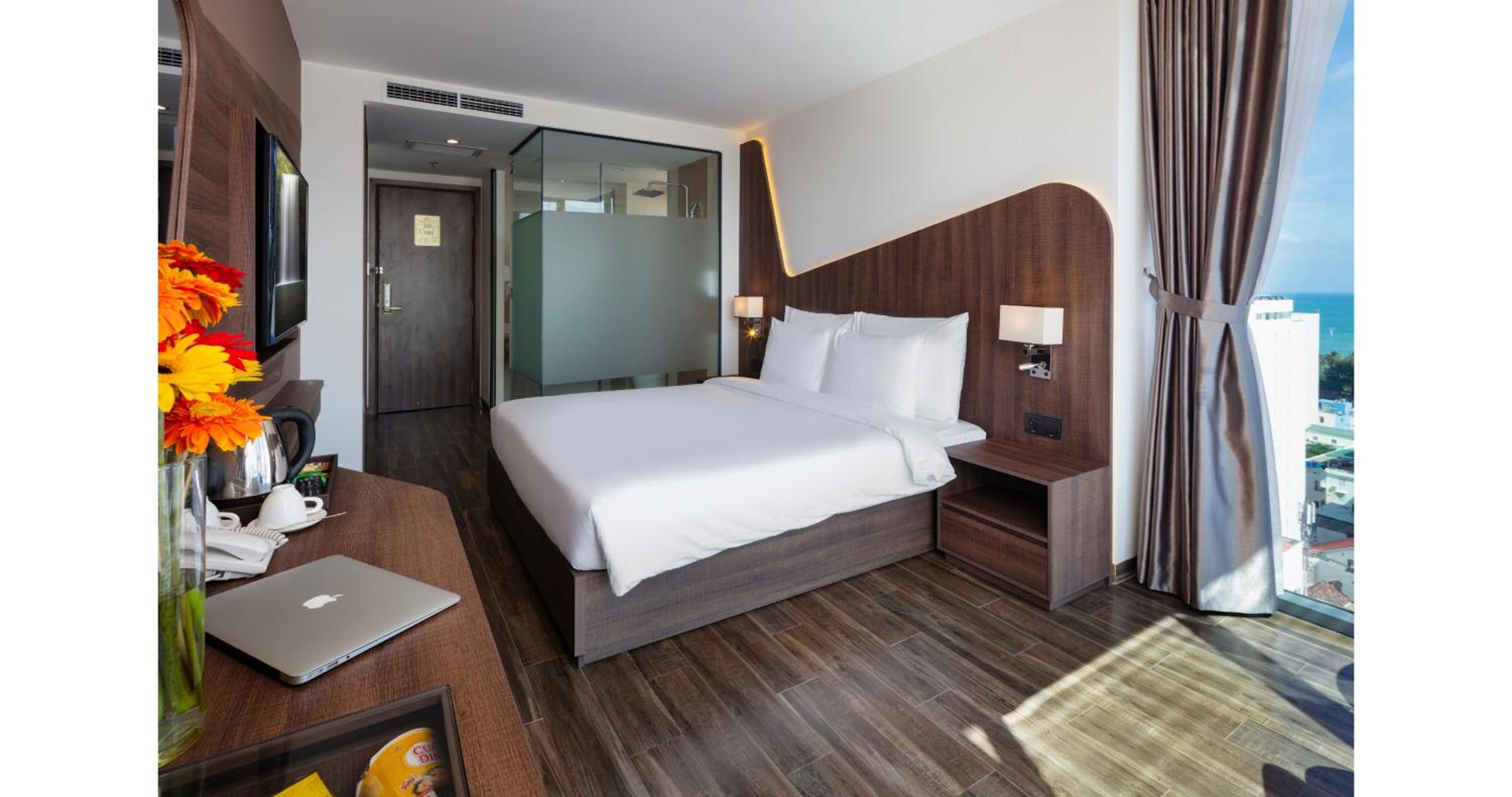 Superior Double or Twin Room with City View photo 3