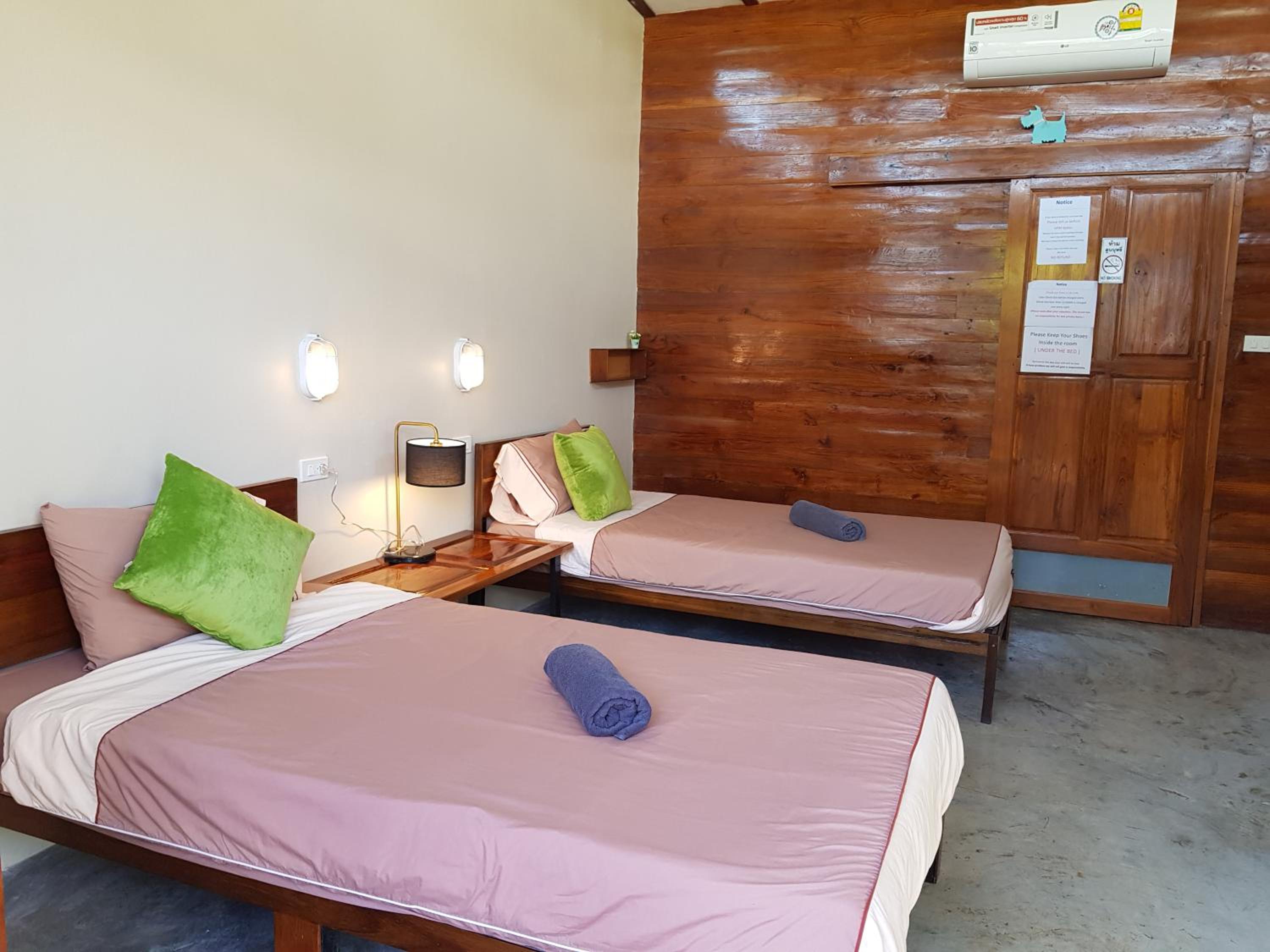 Deluxe Twin Room photo 1