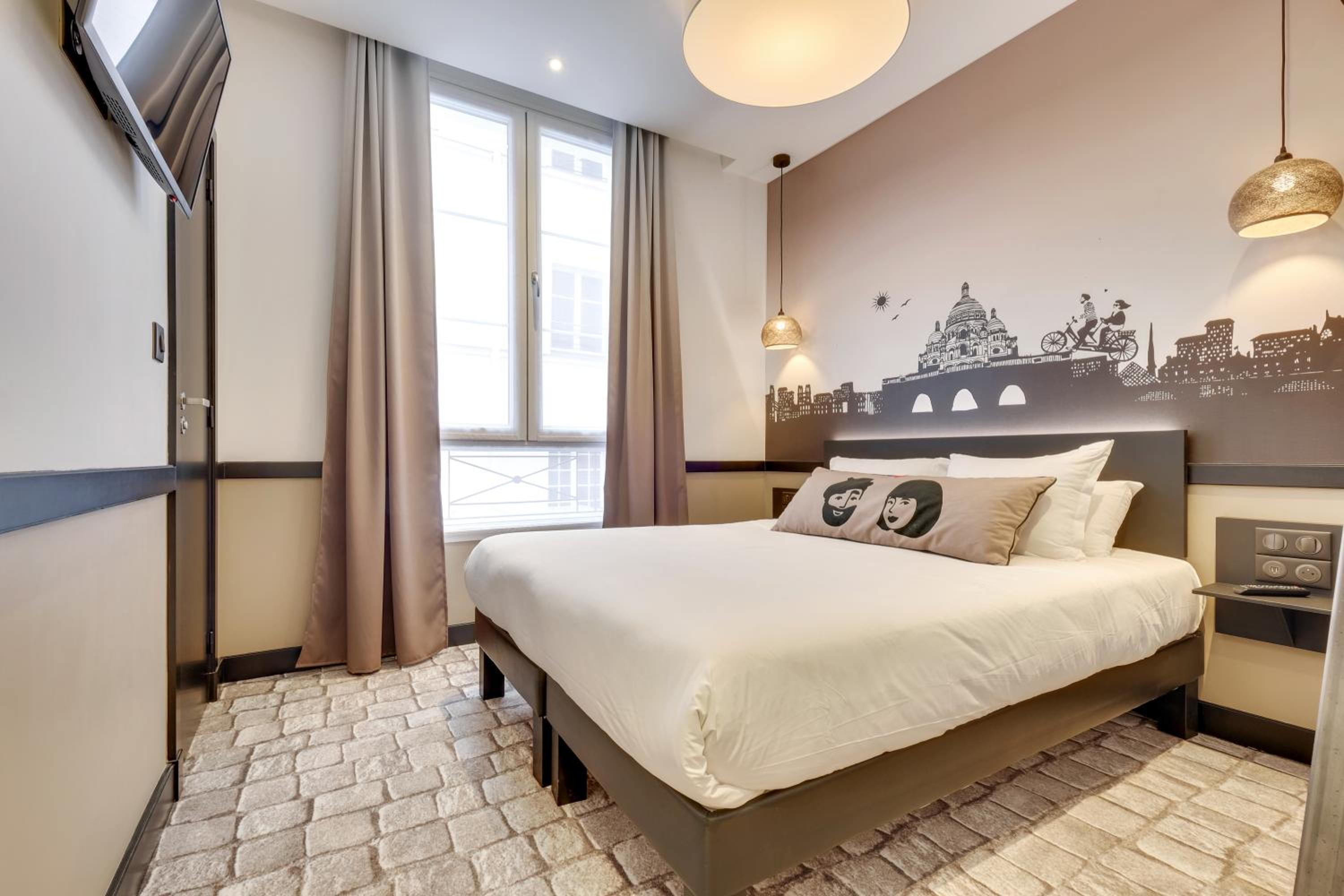Superior Double or Twin Room photo 1