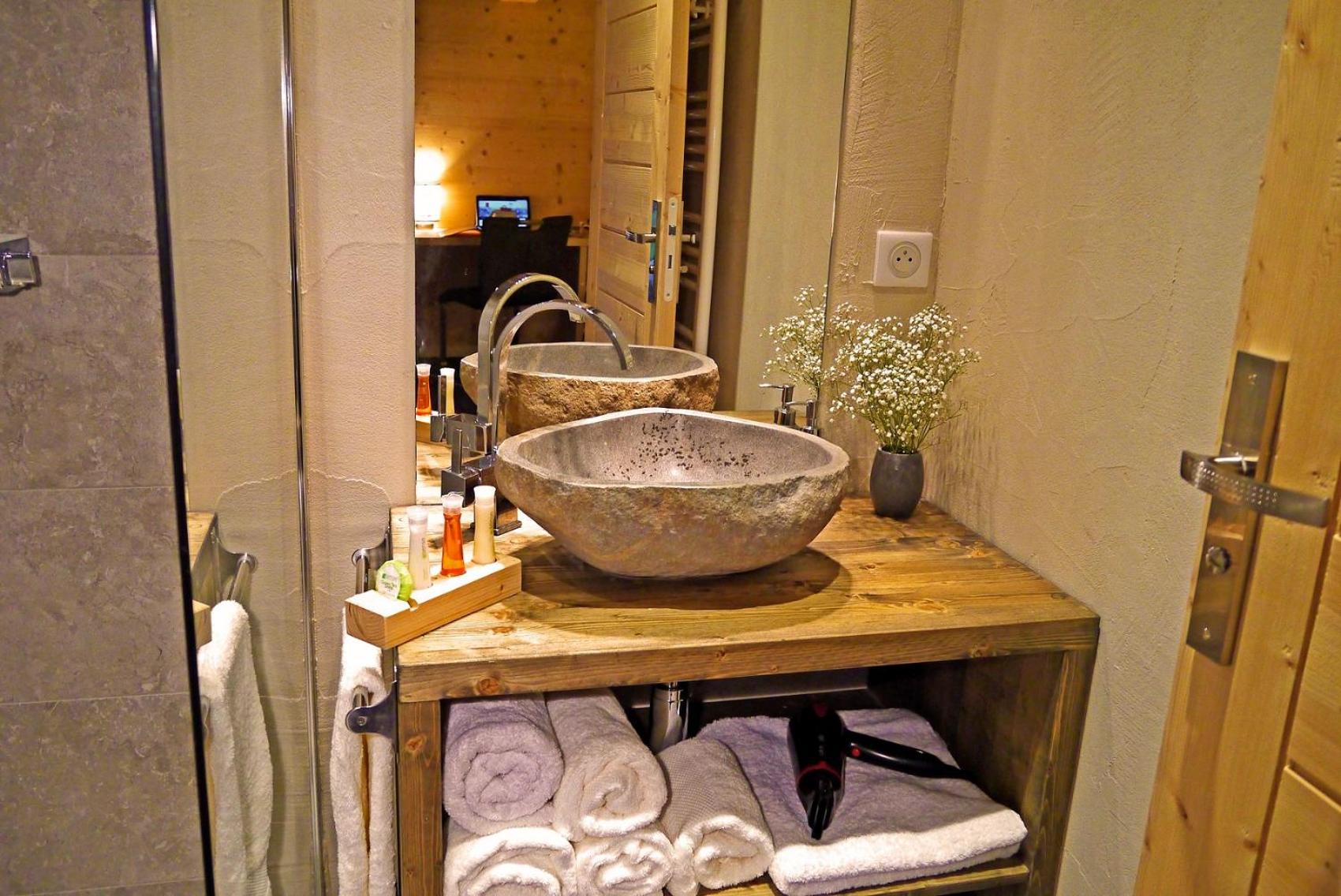 Superior Chalet photo 2