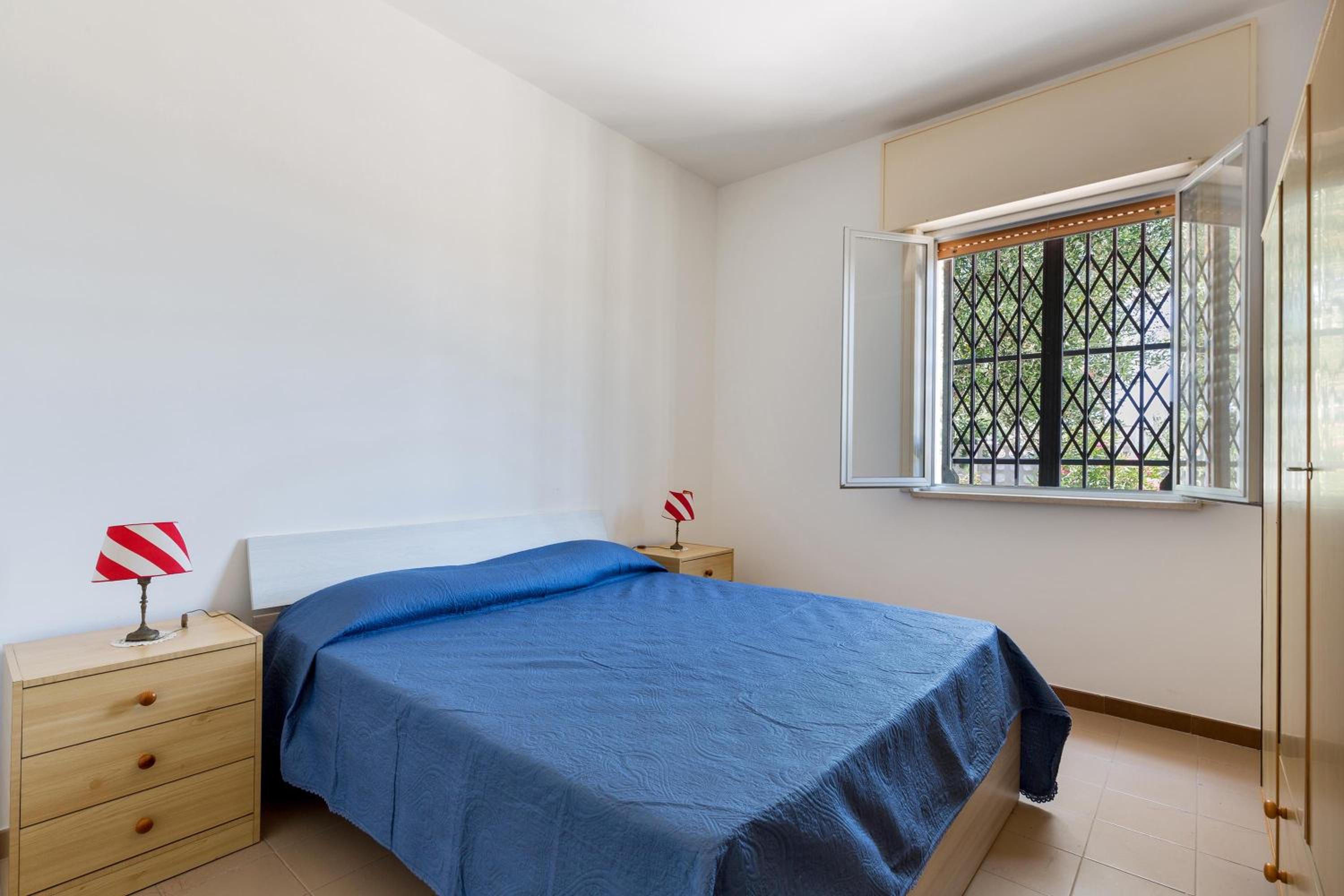 Two-Bedroom House photo 3