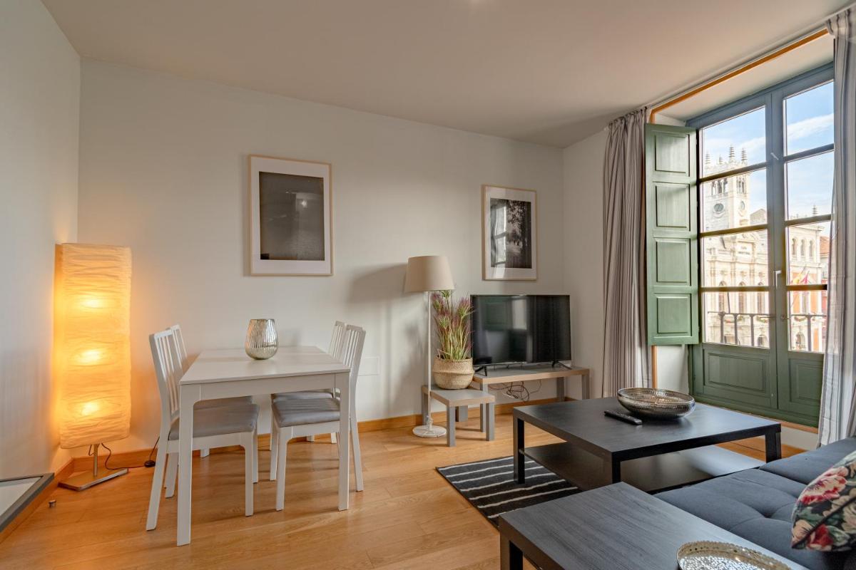 Two-Bedroom Apartment photo 3