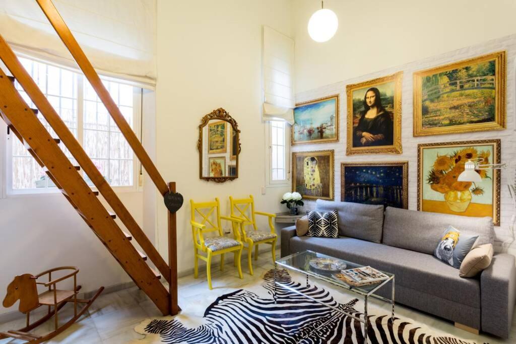 One-Bedroom Apartment - Photo 1