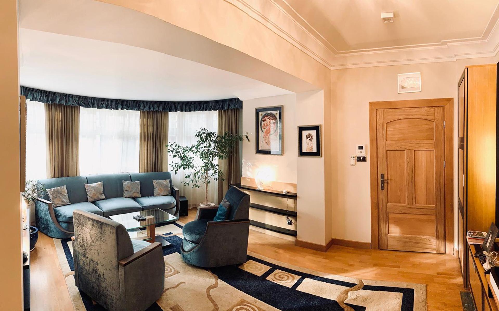 Penthouse Apartment