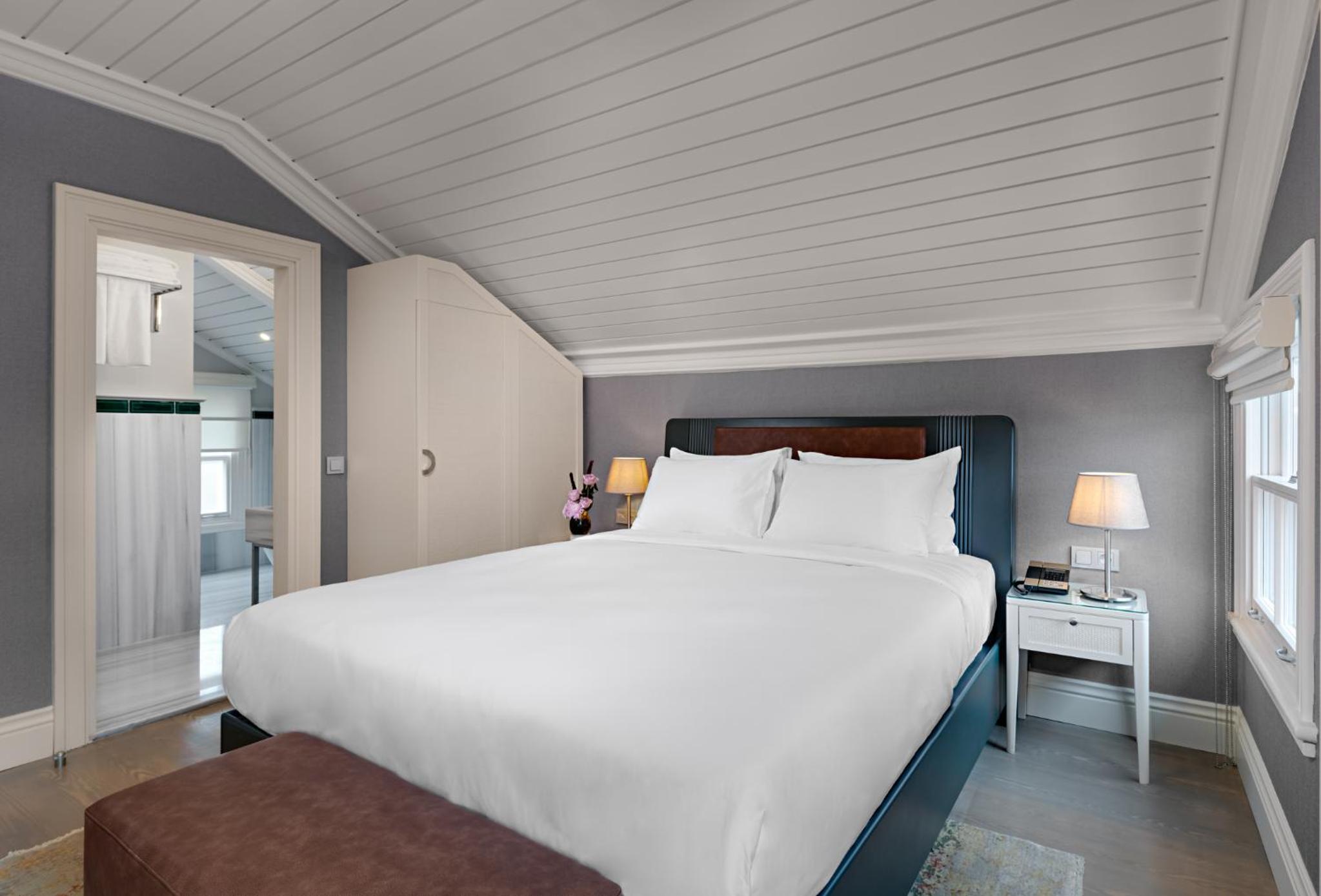 Penthouse Suite photo 2