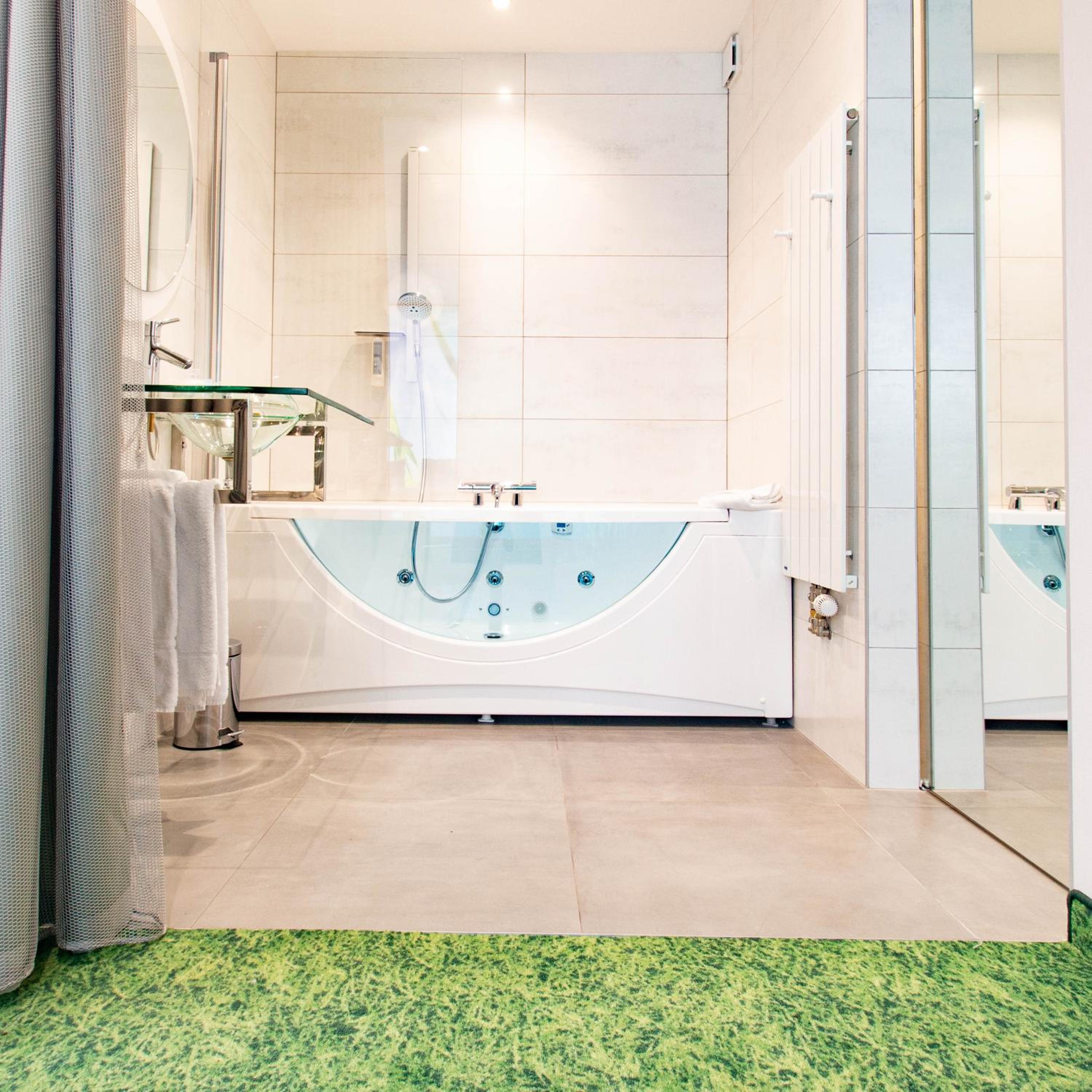 Charm Room with Shower or Balneo Bath - Photo 35