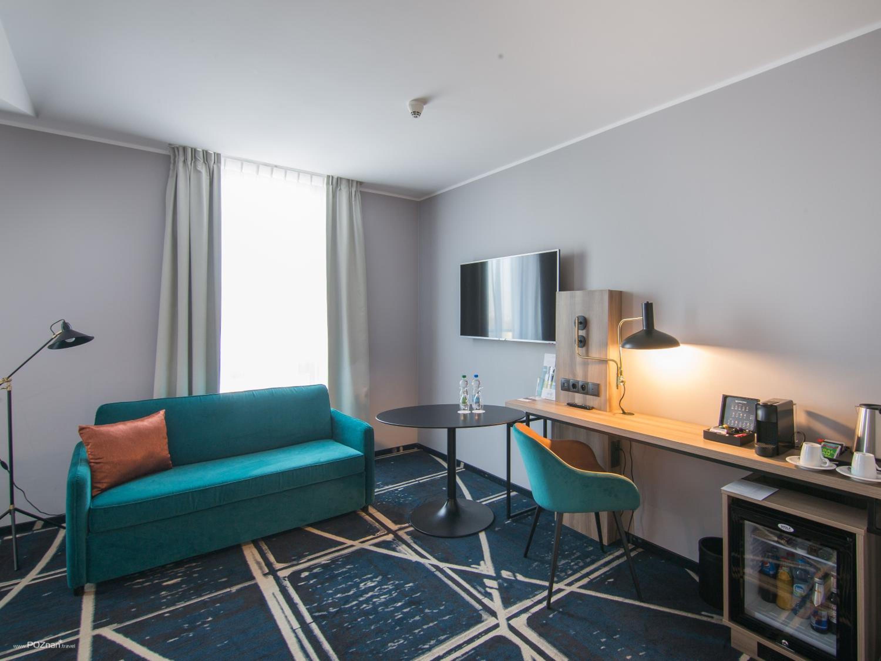 Superior Double Room with Two Single Beds - Photo 2