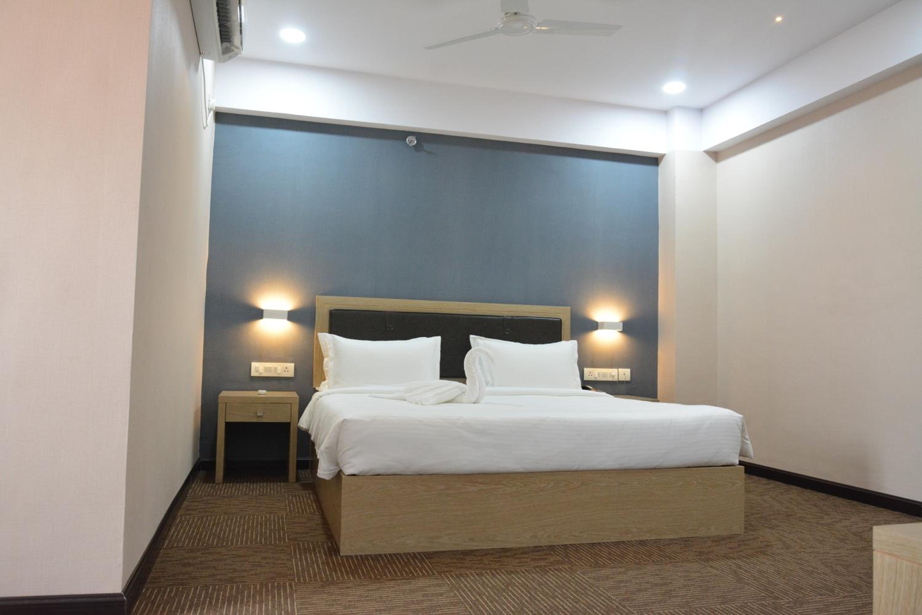 Deluxe Double Room photo 2
