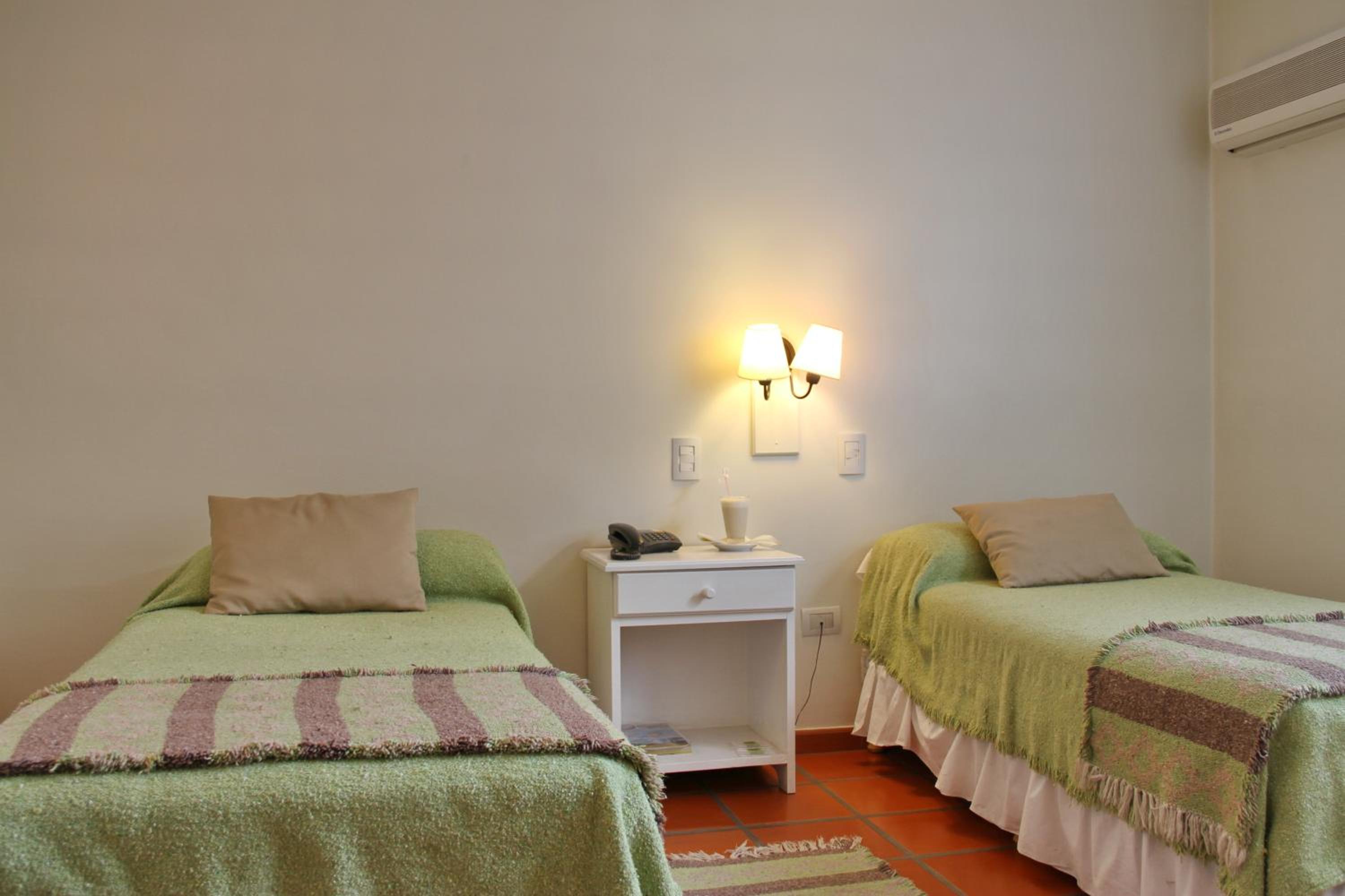 Standard Twin Room photo 1