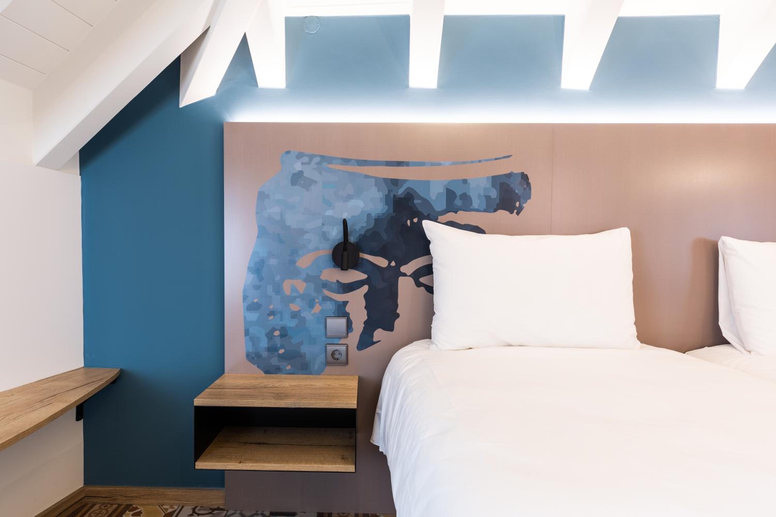 Twin Room - Photo 5