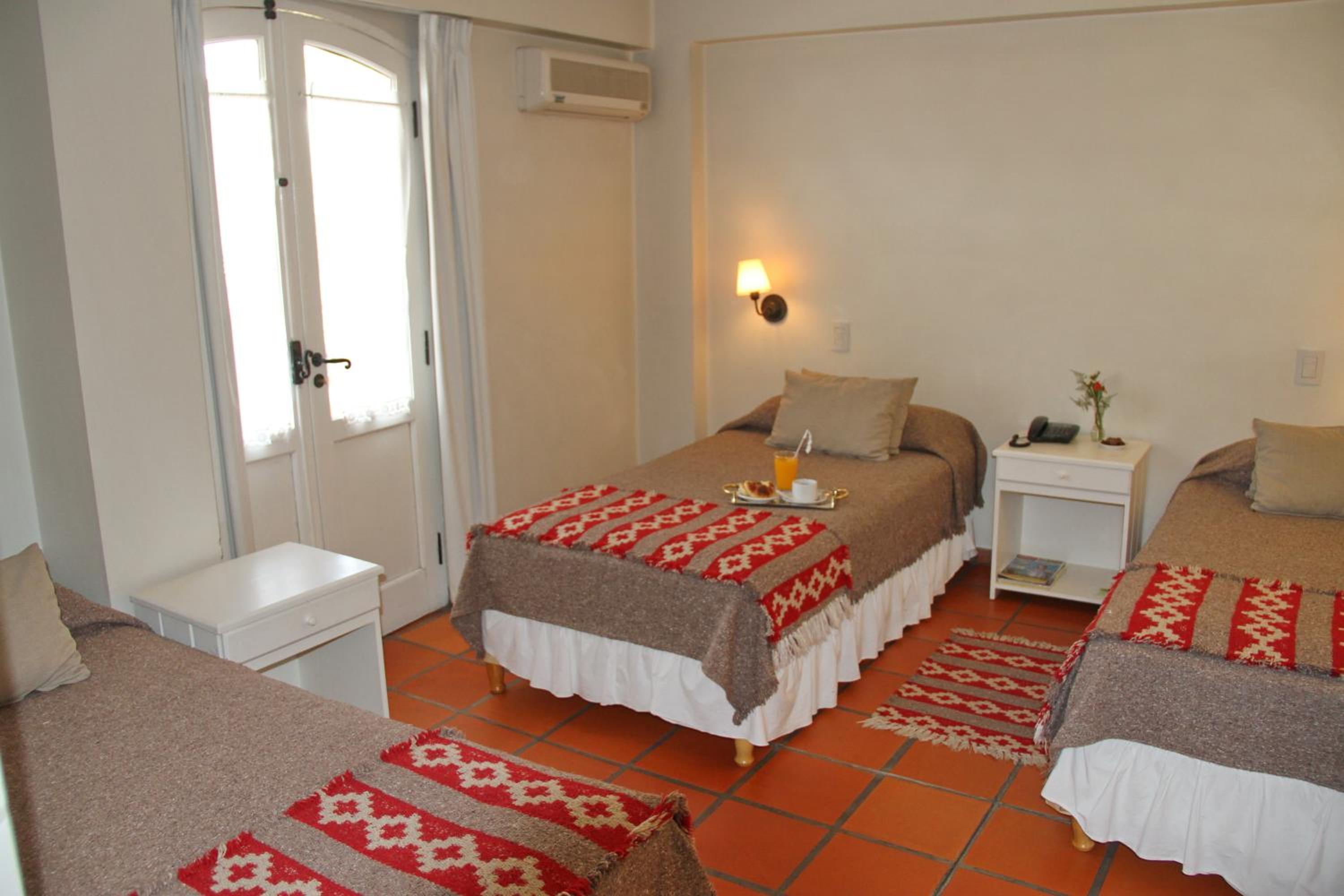 Standard Triple Room photo 1
